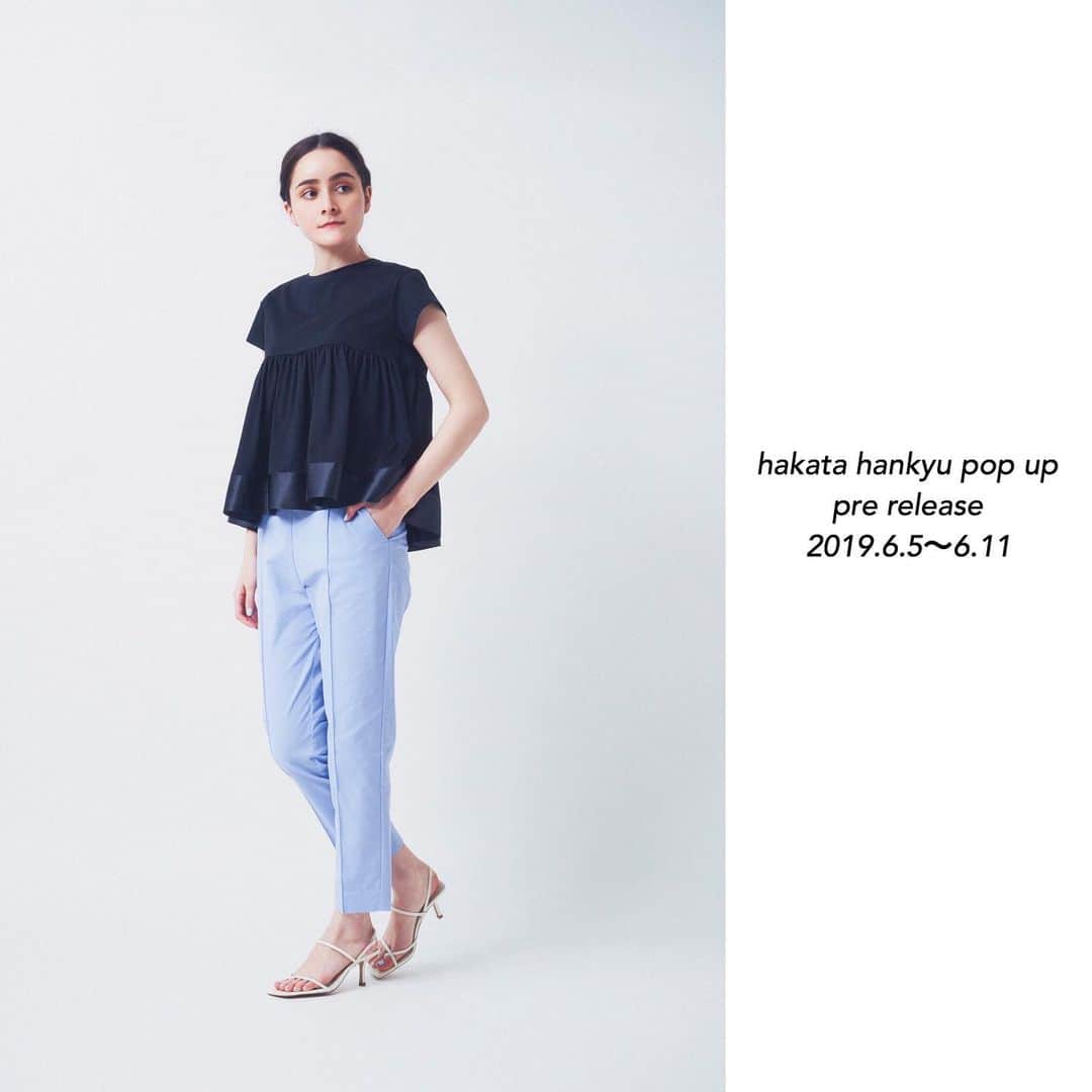 yoriさんのインスタグラム写真 - (yoriInstagram)「*博多阪急pop up shop入荷情報*﻿ ﻿ 6/5より開催されます博多阪急pop up shopにて入荷いたします先行発売商品をご紹介いたします！﻿ ﻿ ＊online shopへの入荷は6月下旬となっております。﻿ ﻿ #ヘムサテンギャザーカットソー﻿ col.ホワイト、ブラック﻿ size. free﻿ ¥14,000＋tax﻿ ﻿ 皆様のご来場心よりお待ちしております。﻿ ﻿ yori popup shop ﻿﻿ at 博多阪急﻿﻿ 6/5 wed～6/11tue﻿﻿ 日～木曜日　am10:00～pm20:00﻿﻿ 金・土曜日　am10:00～pm21:00﻿﻿ 〒812-0012 福岡県福岡市博多区博多駅中央街１－１﻿﻿ 博多阪急4階サニー＆ボーダーイベントスペース﻿  #yori_japan」5月30日 14時39分 - _y_o_r_i_