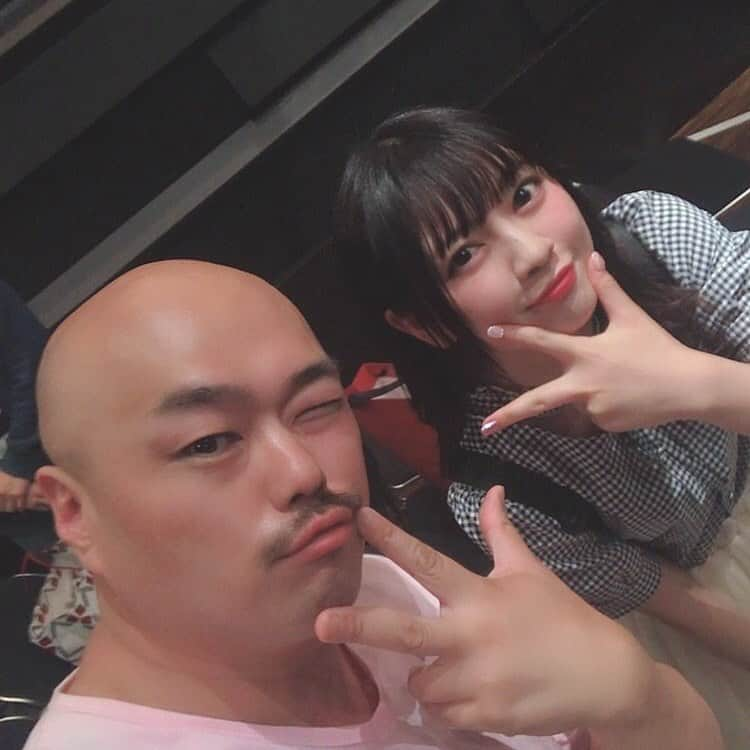 クロちゃんさんのインスタグラム写真 - (クロちゃんInstagram)「なっちゅんと昨日会ったしん！ 武田舞彩と仲良いんだなと思って、ほっこり♪ わーすたも、観に行くしんからねーー！ ワンワンワーーン♪  #廣川奈々聖 #わーすた #なっちゅん #クロちゃん」5月30日 14時54分 - kurochandesuwawa