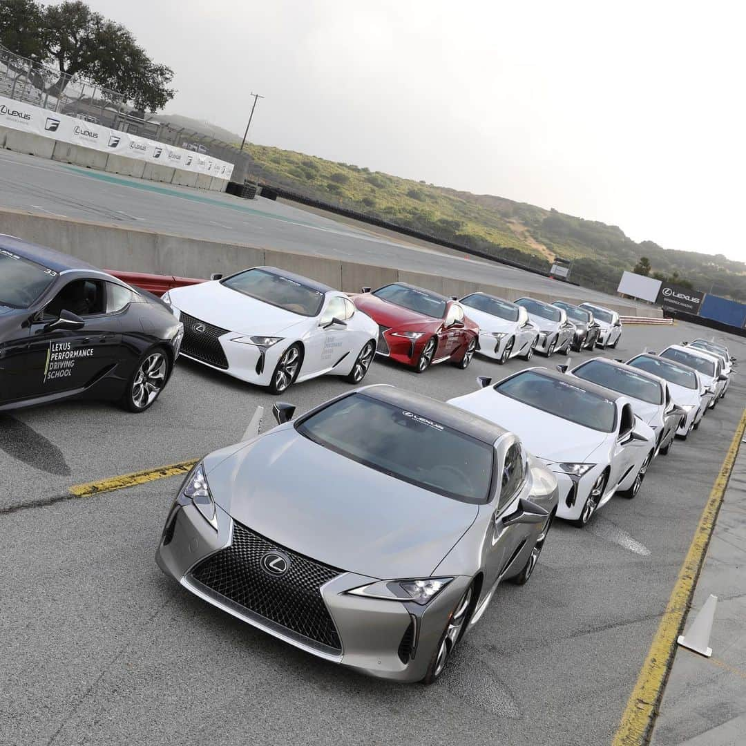 Lexus USAさんのインスタグラム写真 - (Lexus USAInstagram)「Performance was on display, and in the hands of some outstanding students at last weekend’s Lexus Performance Driving School. Click the link in our bio to be there for the next one this August. #LexusPerformance #DrivingAmazing #LagunaSeca #Monterey #LexusLC @scottpruett01」5月30日 7時32分 - lexususa