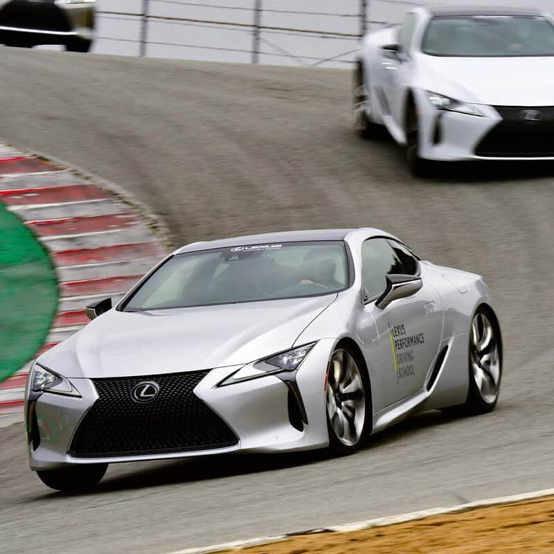 Lexus USAさんのインスタグラム写真 - (Lexus USAInstagram)「Performance was on display, and in the hands of some outstanding students at last weekend’s Lexus Performance Driving School. Click the link in our bio to be there for the next one this August. #LexusPerformance #DrivingAmazing #LagunaSeca #Monterey #LexusLC @scottpruett01」5月30日 7時32分 - lexususa