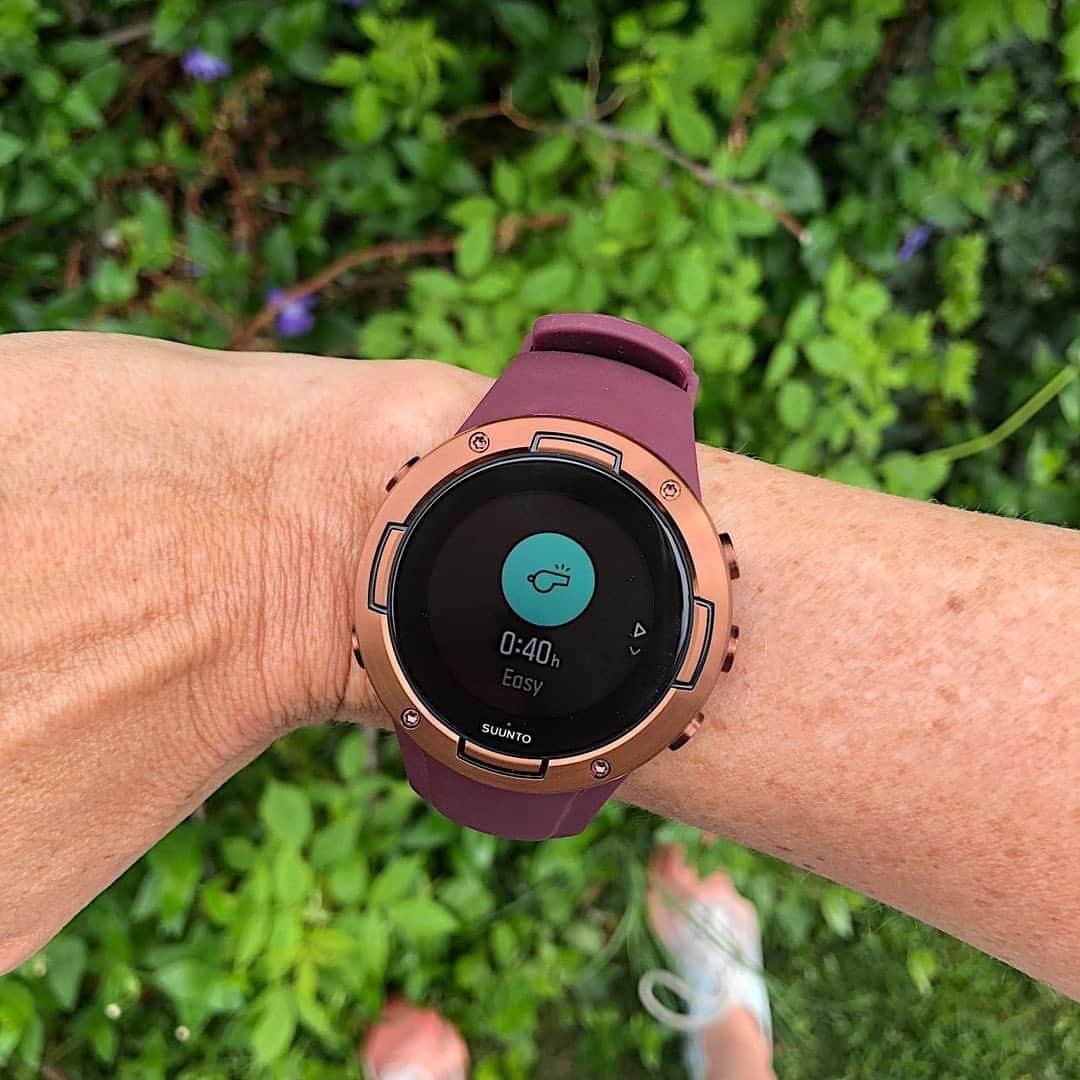 Suuntoさんのインスタグラム写真 - (SuuntoInstagram)「What are your fitness goals? The adaptive training plan on the Suunto 5 can help you reach those goals. 📷: @crazy_mother_runners #suunto5」5月30日 8時38分 - suunto