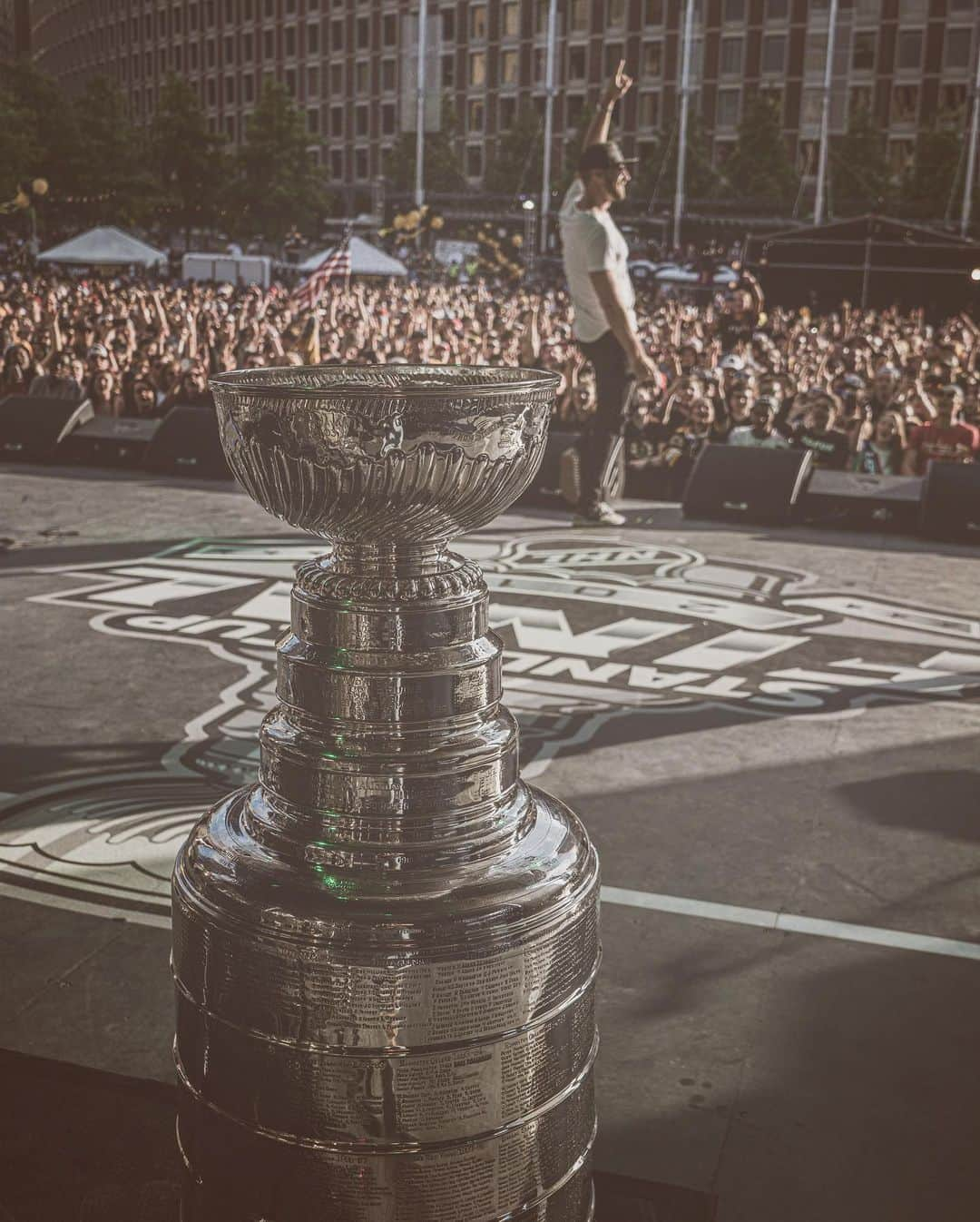 チェイス・ライスさんのインスタグラム写真 - (チェイス・ライスInstagram)「Eyes On the Stanley Cup Tonight🤘🏼 📸@gettyimages 📷@codycannon」5月30日 8時37分 - chaserice