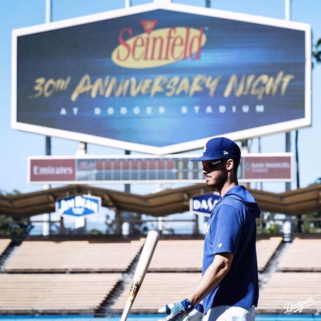 Los Angeles Dodgersさんのインスタグラム写真 - (Los Angeles DodgersInstagram)「20 homers in 53 games? It’s real and it’s spectacular.  It’s @SeinfeldTV Night at Dodger Stadium!」5月30日 10時20分 - dodgers