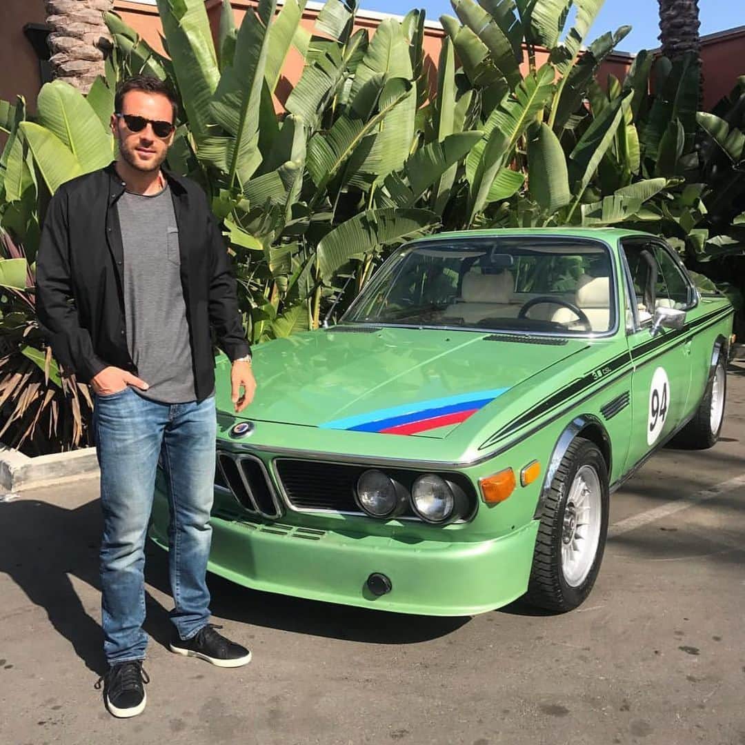CarsWithoutLimitsさんのインスタグラム写真 - (CarsWithoutLimitsInstagram)「Who can name this car 🤔🤔 @mralexmanos Classic Car Finder」5月30日 11時00分 - carswithoutlimits