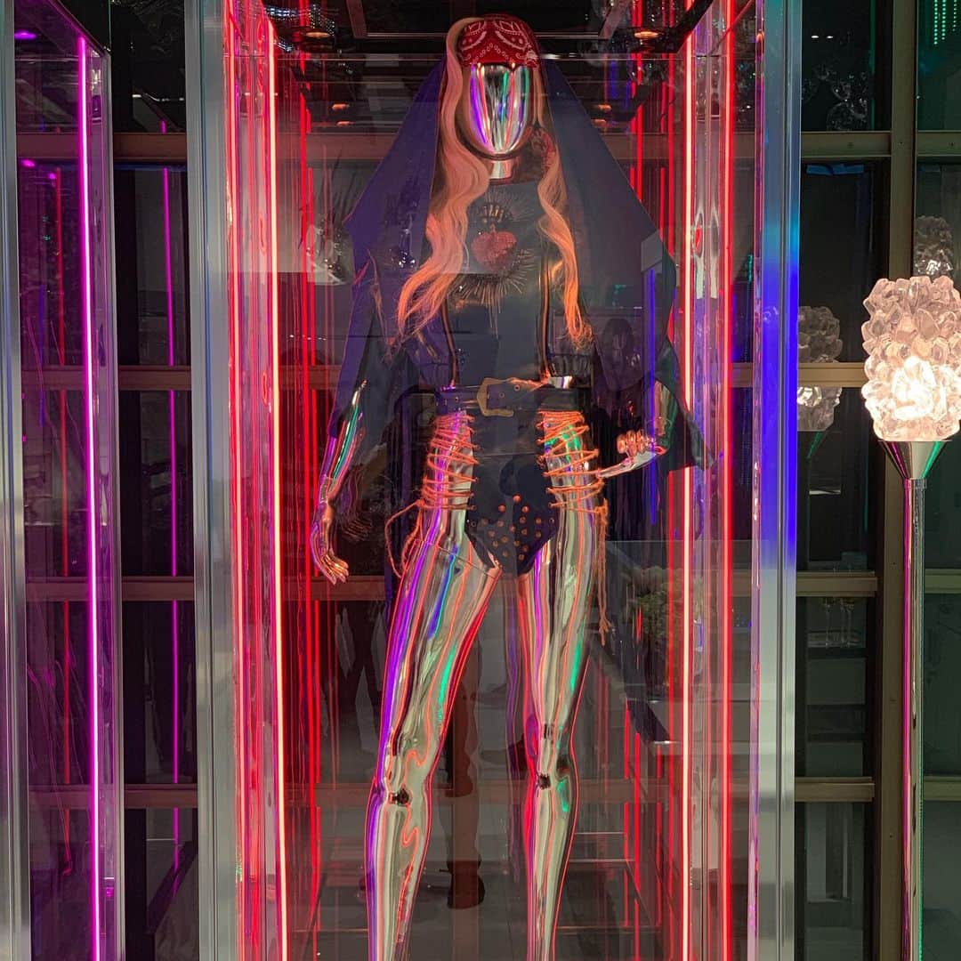 Nylon Magazineさんのインスタグラム写真 - (Nylon MagazineInstagram)「We got a sneak peek at #HausOfGagaLV, the retrospective exhibit showcasing @ladygaga’s most iconic looks opening tomorrow as part of her #Enigma @gagavegas residency at @parkmgm. All we have to say is: “Show-stopping, spectacular, never the same, totally unique...” 📸 @javy_rodriguez」5月30日 11時08分 - nylonmag