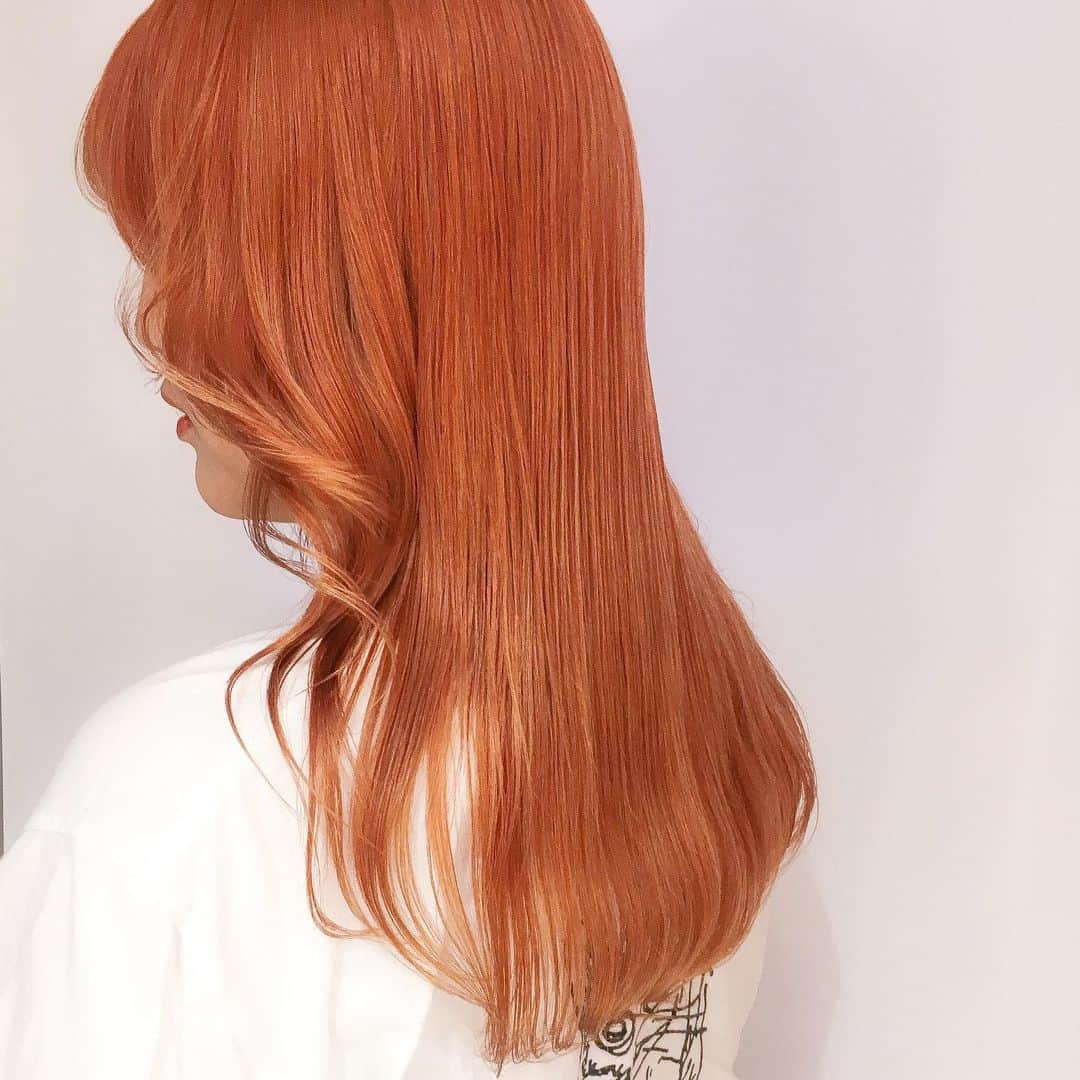 原涼香のインスタグラム：「ㅤㅤㅤㅤㅤㅤㅤㅤㅤㅤㅤㅤㅤ Copper Orange 🇰🇷🍊🍊 ブリーチしています~ ㅤㅤㅤㅤㅤㅤㅤㅤㅤㅤㅤㅤㅤ」