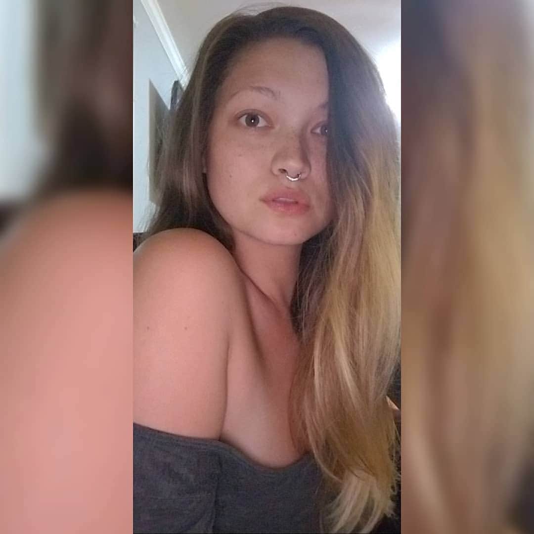 Chelsie Arynのインスタグラム：「🌫🌫🌫」