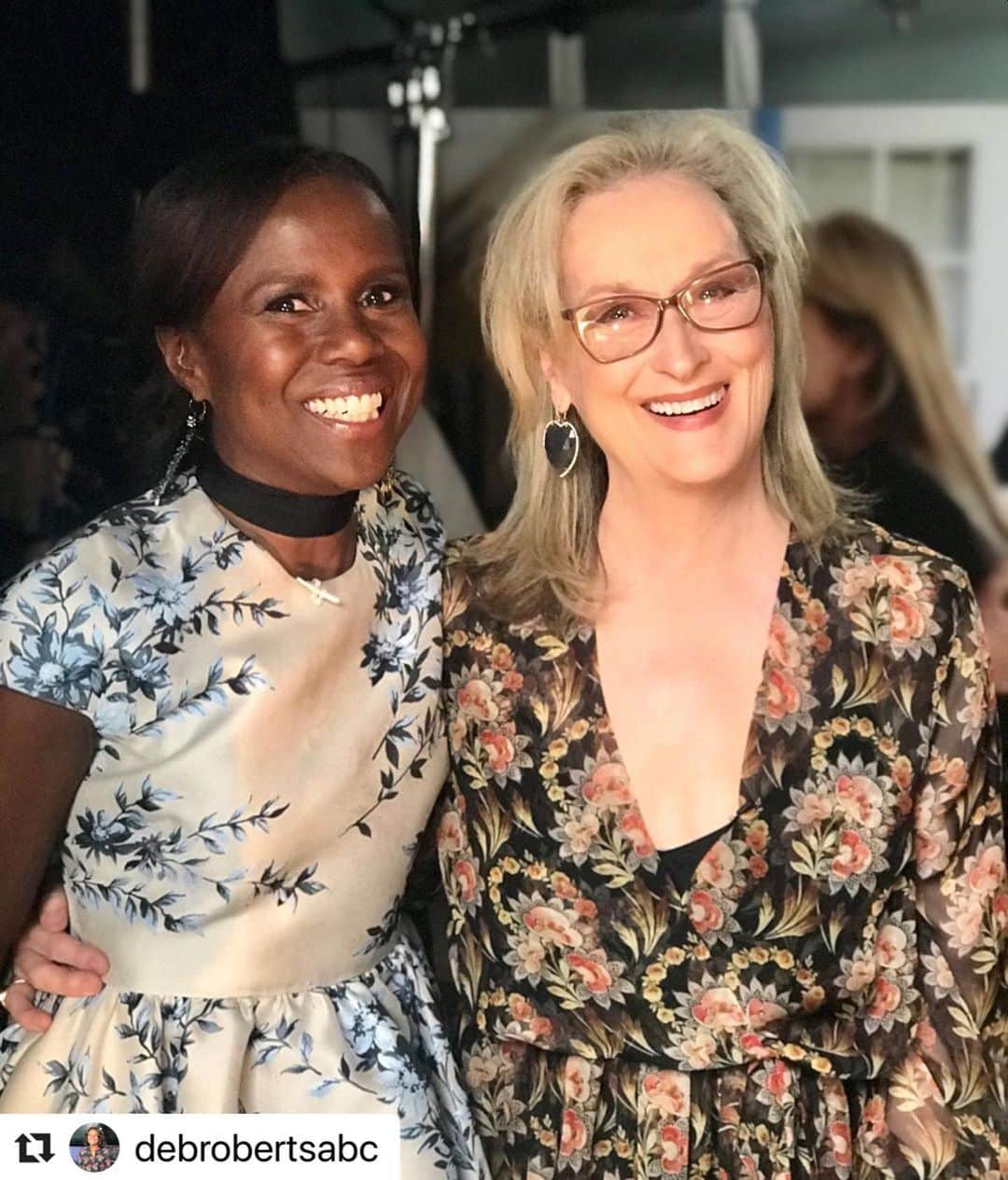 Good Morning Americaさんのインスタグラム写真 - (Good Morning AmericaInstagram)「#Repost @debrobertsabc ・・・ What a joy to talk about life and lies with the gracious and talented Meryl Streep, the newest cast member on Big Little Lies miniseries. Hear it all @goodmorningamerica tomorrow.  @biglittlelies」5月30日 12時10分 - goodmorningamerica