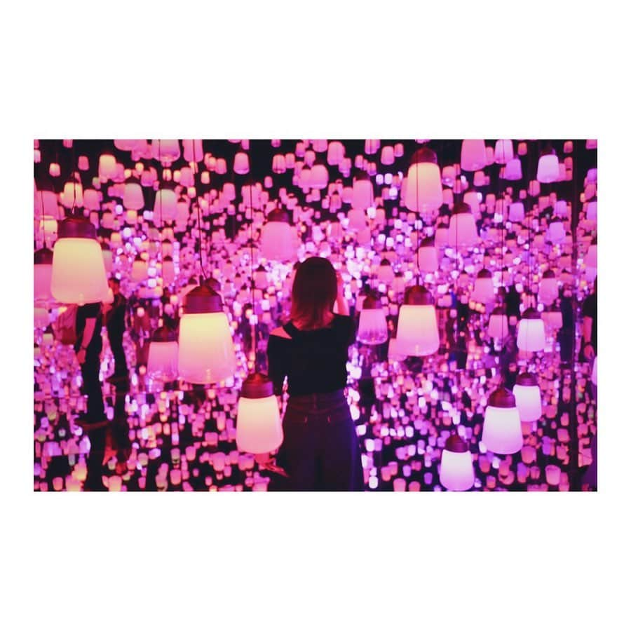 Shizukaさんのインスタグラム写真 - (ShizukaInstagram)「✴︎✴︎✴︎ INPUT DAY. #Lamp . 念願の Team Lab★Borderless ( @teamlab_news )  芸術に五感で触れ 子供心が戻りました。 - #Dream_Shizuka #DreamShizuka #teamLabBorderless #ランプの森 #楽しむ心は大人も子供もBorderless」5月30日 12時40分 - shizuka_dream06