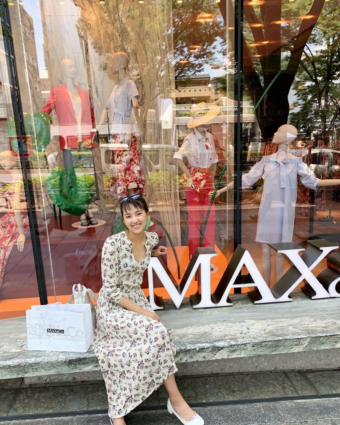 のインスタグラム：「大好きなMax&co.の展示会行ってきたよ🇮🇹❤️ カラフルでコンセプトが面白くてもっと好きになった‼︎ #MAXANDCO」