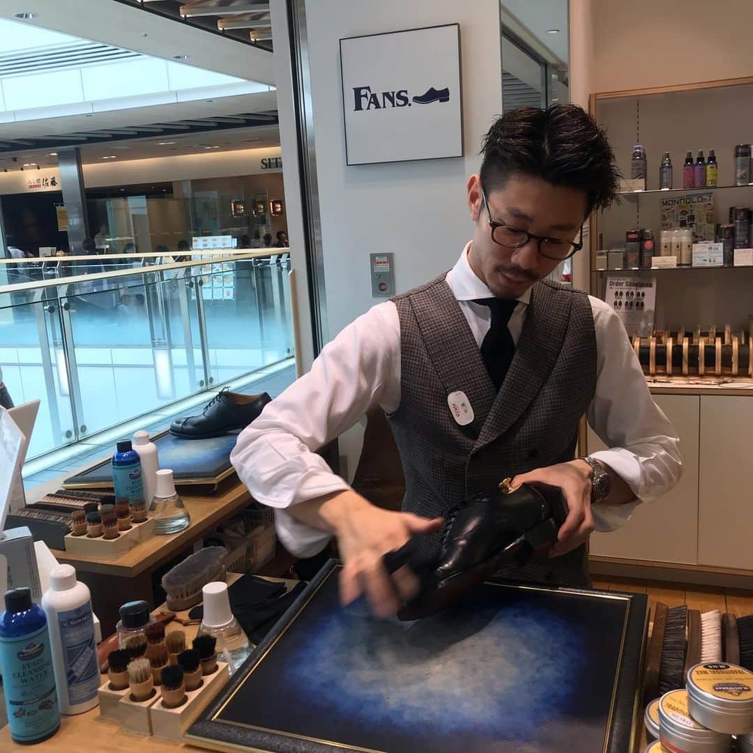 m.mowbrayのグルメインスタ