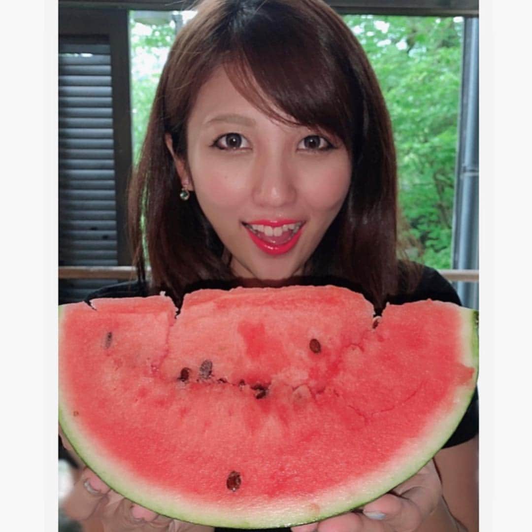 神谷麻美さんのインスタグラム写真 - (神谷麻美Instagram)「#すいか 🍉✨ ｽｲｶｧｰ(｢🍉・ω･)｢🍉💓」5月30日 14時07分 - asamice428