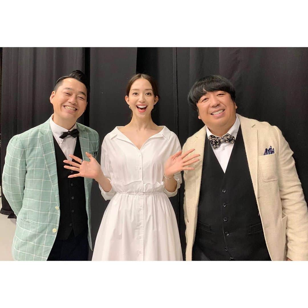 松島花さんのインスタグラム写真 - (松島花Instagram)「: 明日、5/31(金) 21:00〜22:54 NTV 「グレート★コネクション」に出演します🐈 "凄すぎる"コネクションのオンパレードで 終始、驚きの連続でした😳😳😳 是非‼︎ご覧ください✨✨✨ そして、明日朝... 「スッキリ」のエンディングと 「ヒルナンデス」は頭から最後まで 番宣で出演させて頂きます💖 : Dress👗ADEAM Shoes👠MAISON DIXSEPT #グレートコネクション #日本テレビ #ntv #mc #バナナマン さん #設楽統 さん #日村勇紀 さん #川島明 さん(麒麟) #北乃きい さん #指原莉乃 さん #平野紫耀 さん(King & Prince) #若槻千夏 さん (ゲスト50音順) #松島花」5月30日 14時34分 - hana_matsushima_official