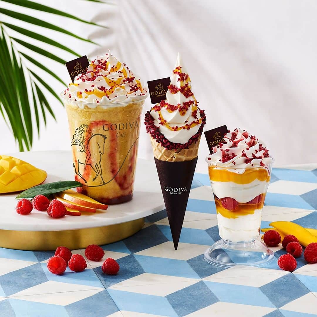 GODIVAさんのインスタグラム写真 - (GODIVAInstagram)「Dance your way in-store and delight in our NEW Mango Raspberry Chocolixir, Soft Serve and Parfait.」5月31日 0時04分 - godiva
