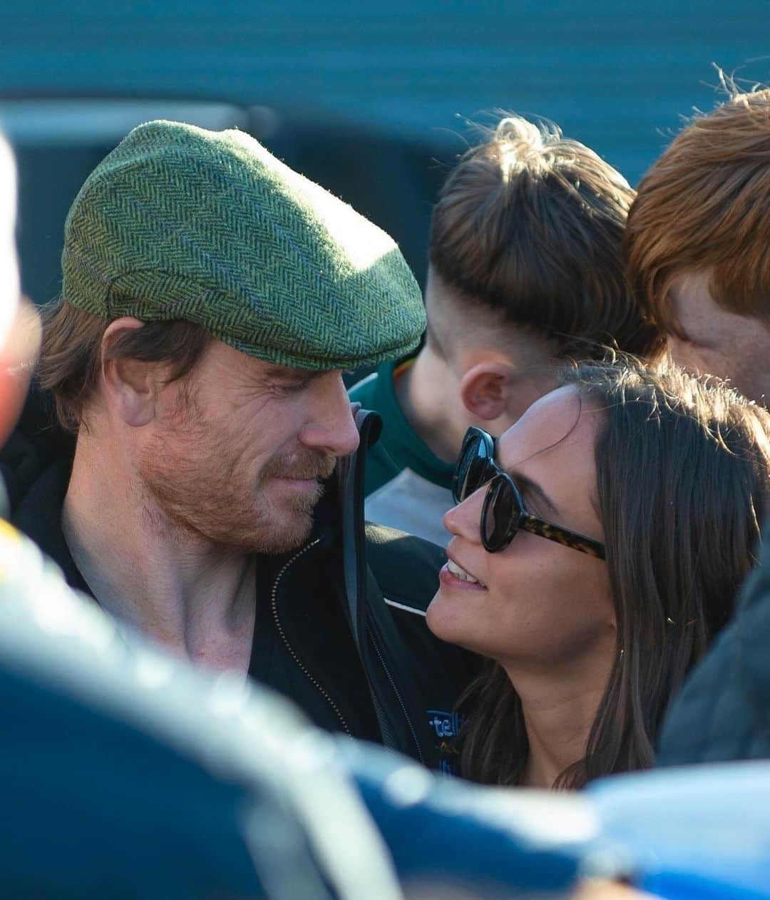 Just Jaredさんのインスタグラム写真 - (Just JaredInstagram)「Michael Fassbender and Alicia Vikander look so cute together while visiting Killarney, which is where he grew up! #MichaelFassbender #AliciaVikander Photos: Backgrid」5月30日 23時57分 - justjared