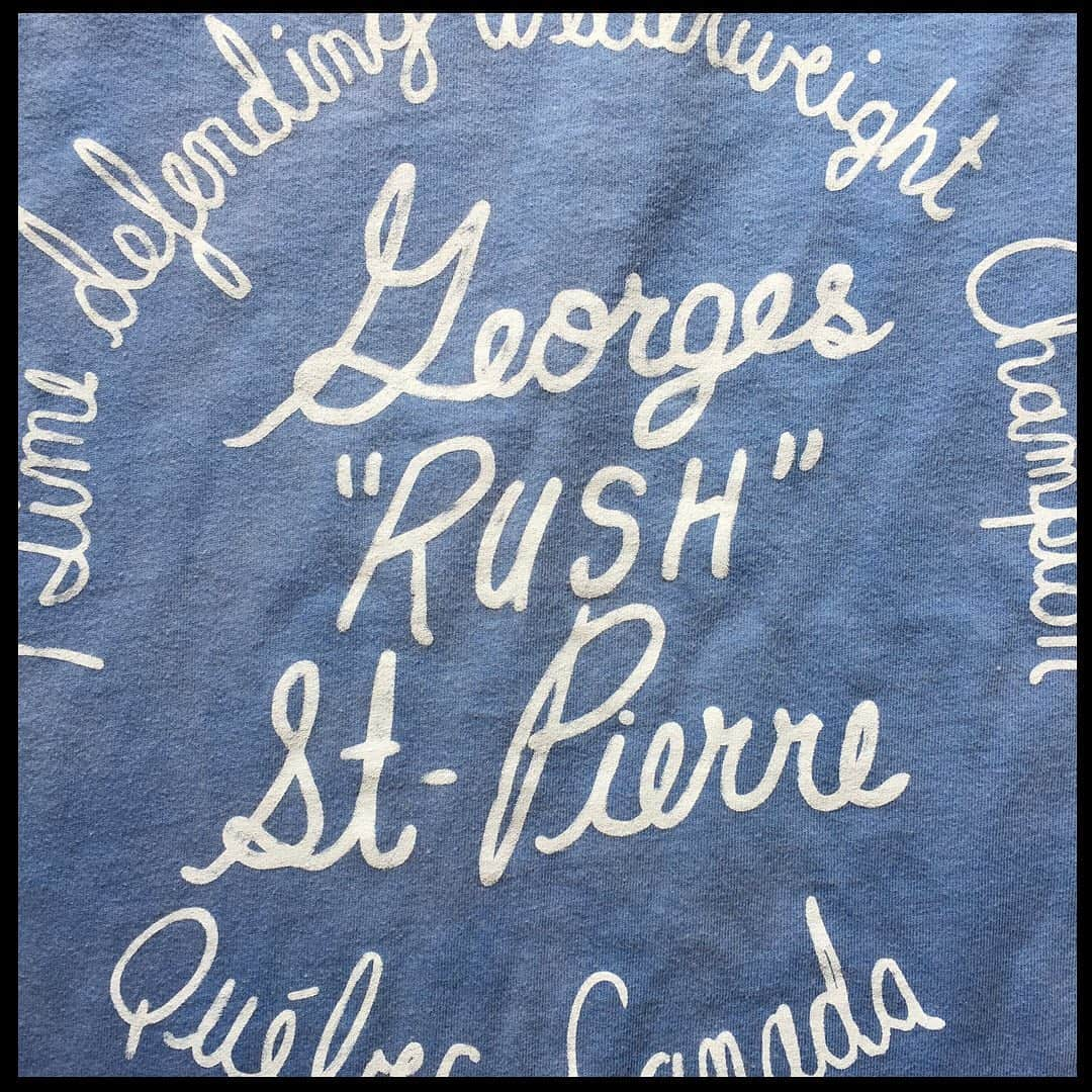 ジョルジュ・サンピエールさんのインスタグラム写真 - (ジョルジュ・サンピエールInstagram)「Winning a title is hard, keeping it is harder. With hard work and dedication, everything becomes possible. Thank you @rootsoffight, my new t-shirt is out at rootsoffight.com now! #KnowyourRoots #RootsofFight」5月31日 0時35分 - georgesstpierre