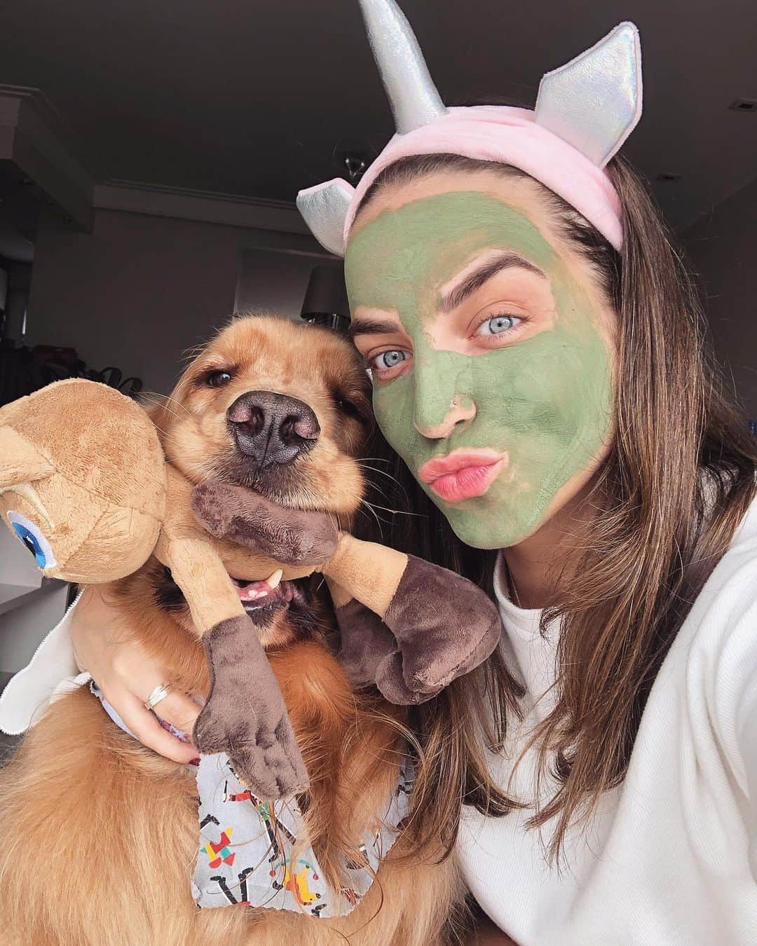Bruna Unzuetaのインスタグラム：「Quem guentaaaaaa? Me fala? QUEM?  Fonsinho e essas narinas maravilhosas」