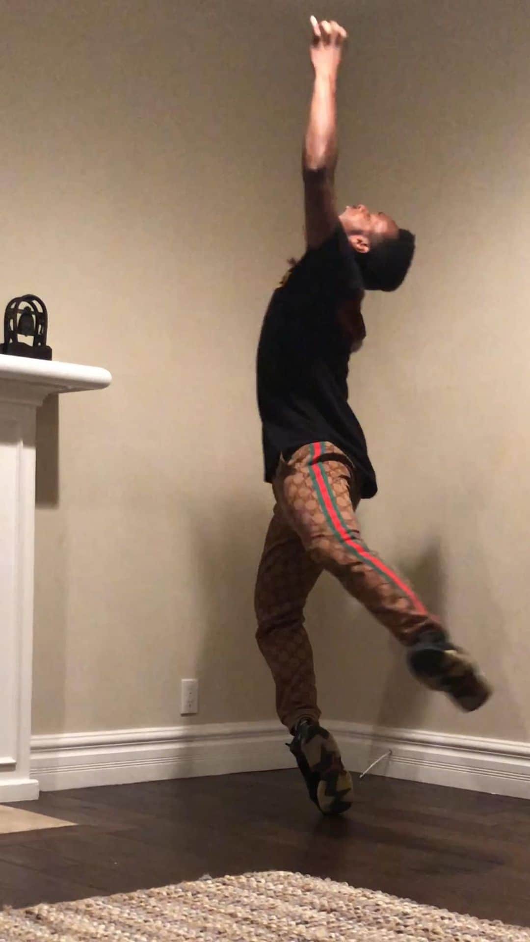 Lil Buckのインスタグラム：「Lil Wayne - Bill Gates」