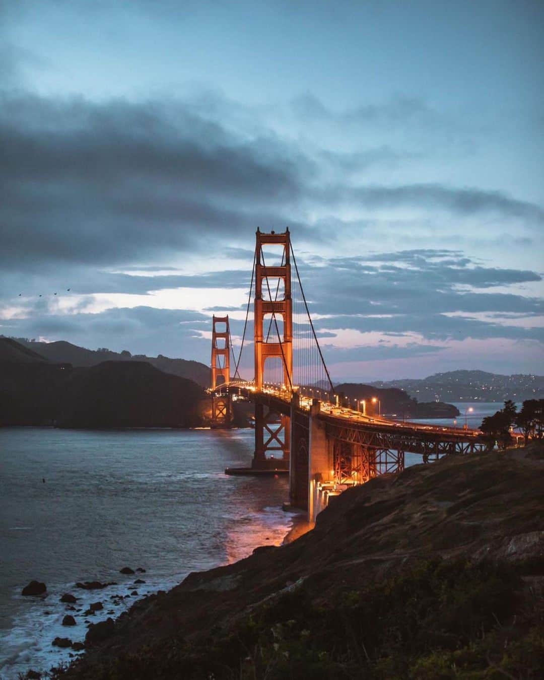 Canon Photographyさんのインスタグラム写真 - (Canon PhotographyInstagram)「@tomkahler // After traveling for 18 hours from home I finally arrived in San Francisco for the first time we went went straight to the Golden Gate Bridge and I was lost for words....」5月30日 17時13分 - cpcollectives