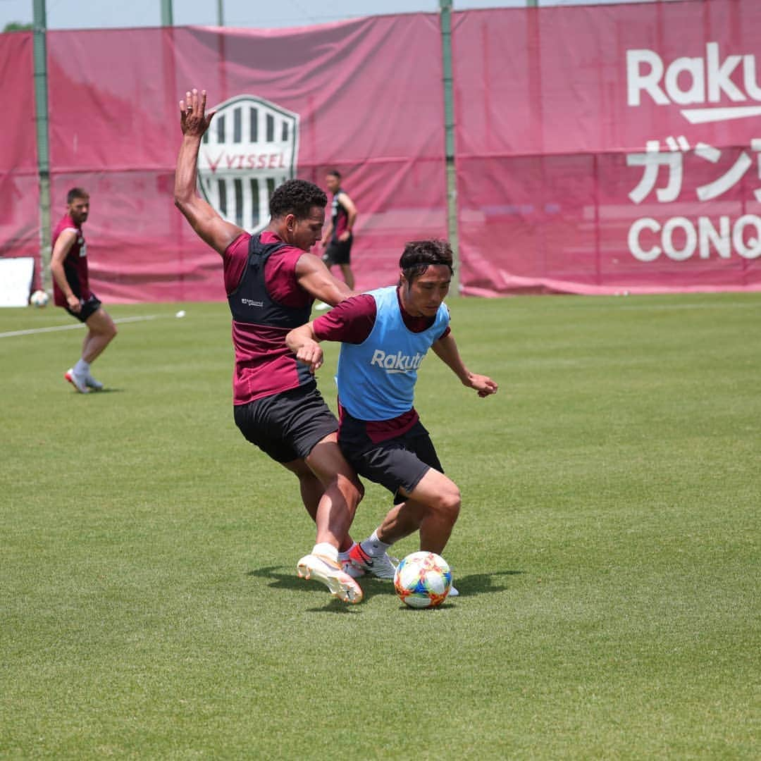 那須大亮さんのインスタグラム写真 - (那須大亮Instagram)「練習あるのみ⚽🏃💪 #ヴィッセル神戸」5月30日 17時31分 - nasudaisuke_official