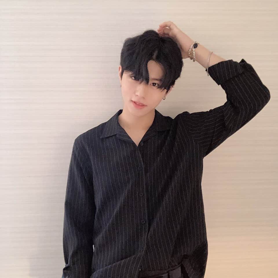 IN2ITさんのインスタグラム写真 - (IN2ITInstagram)「JIAHN’s 로그 갤러리 털기🔥🔥🔥 ㅤㅤ #인투잇 #IN2IT #인투유 #IN2U #지안 #JIAHN #화보 #죄송함다;;」5月30日 17時58分 - official_in2it