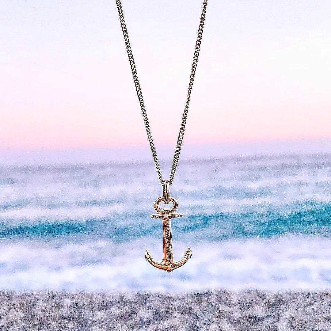 PAUL HEWITTさんのインスタグラム写真 - (PAUL HEWITTInstagram)「The ocean is where we belong. 🌊⛵️⚓️ (photo @melania_nails) #getAnchored #paulhewitt #anchorspirit __ #anchor #ocean #oceanlove #sea #jewellery #summerlook #summerstyle #maritime #nautical #enjoy」5月30日 18時02分 - paul_hewitt