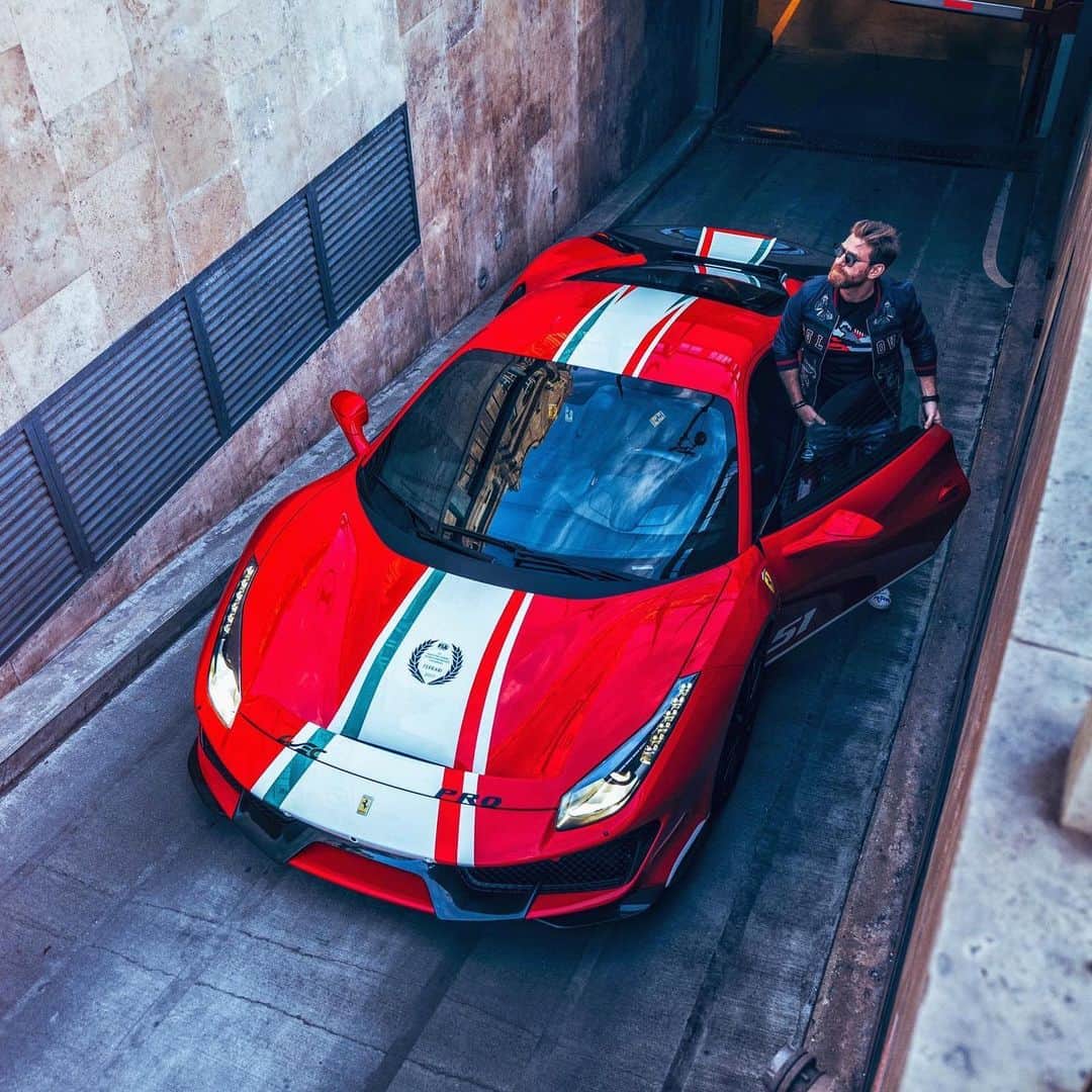 CarsWithoutLimitsさんのインスタグラム写真 - (CarsWithoutLimitsInstagram)「@jcartu & his Ferrari 488 Pista #carswithoutlimits」5月30日 18時36分 - carswithoutlimits