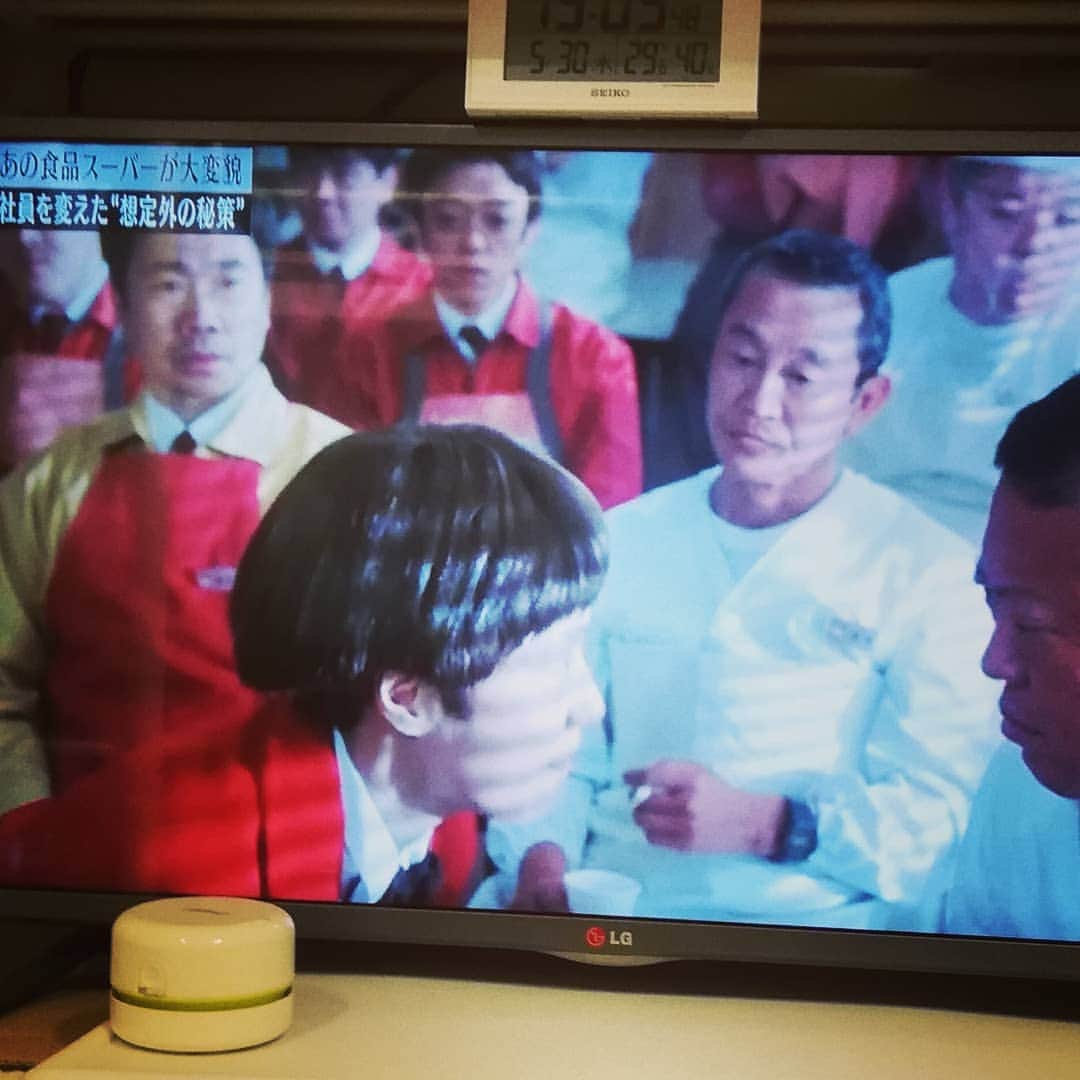 松本隆博のインスタグラム：「。 伊丹十三監督の スーパーの女は サミットがモデルなんだ！ 昨日の売れ残りをパック し直すリパックが常識だった のを止めたんだって。 ヽ(^o^)丿 サミット好きなんだよ僕も。 ヽ(；へ；)ノ」