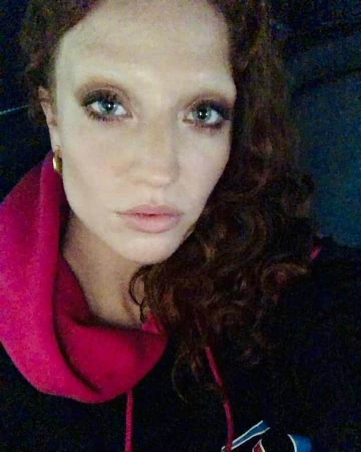 ジェス・グリンさんのインスタグラム写真 - (ジェス・グリンInstagram)「Good morning 🖤」5月30日 19時30分 - jessglynne