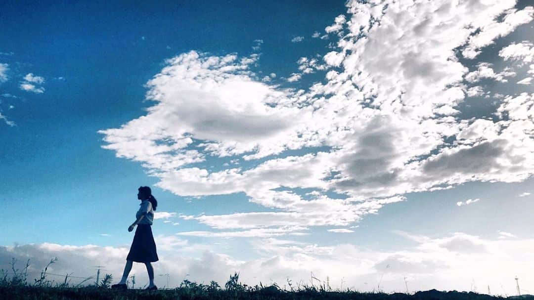 岩倉しおりさんのインスタグラム写真 - (岩倉しおりInstagram)「夏の雲」5月31日 1時37分 - iwakurashiori