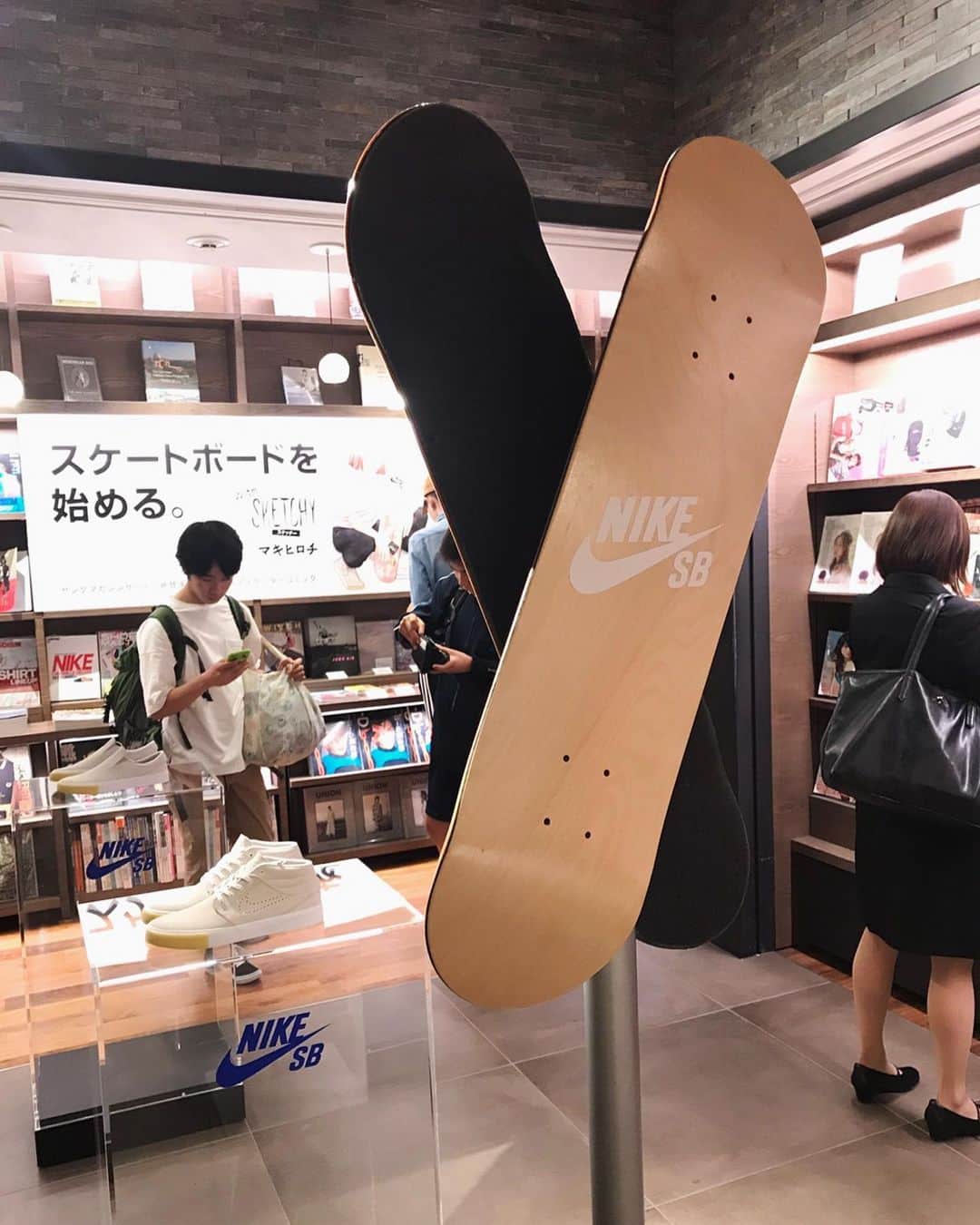 フジテレビ「スケートボード」さんのインスタグラム写真 - (フジテレビ「スケートボード」Instagram)「🇯🇵🇯🇵🇯🇵 Skateboard🔥🔥🔥 #skateboard #shibuya #渋谷 #TSUTAYA渋谷 #tsutaya #平野歩夢 #SWITCH #NIKESB」5月30日 20時19分 - sk8_fujitv