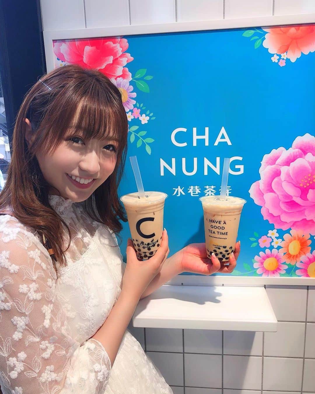 のインスタグラム：「. . ❤︎------------------------❤︎ spot📸CHANUNG  渋谷区神宮前3-20-10 ❤︎------------------------❤︎ . . 原宿から表参道側にちょっと行ったとこにあるタピオカ屋さん☺️ . タピオカがモチモチですっごく美味しかった！！ 店内もすごく可愛いくて 2席ぐらい座れるとこもありました🍹 . . ここはまた飲みに行きたいなぁ☺️ . . #chanung #チャノン #表参道店  #タピオカ #原宿タピオカ #表参道タピオカ #原宿カフェ #表参道カフェ  #タピオカ巡り #harajukucafe #tokyo #likeforlikes #followforfollowback #竹下通り #推し店 #タピ  #原宿 #表参道 #明治神宮前カフェ  #東京タピオカ」