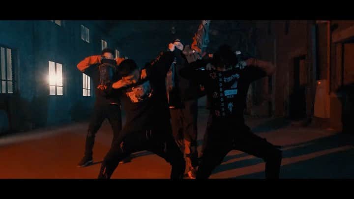 プニエル のインスタグラム：「http://youtu.be/ZahikYdp2Us  B.O.D choreo video out now!! Go check it out! Link in the bio and insta story! B.OD 안무 영상 나왔어요! 한번 봐주세요!! 링크는 바이오랑 인스타 스토리에 있습니다!」