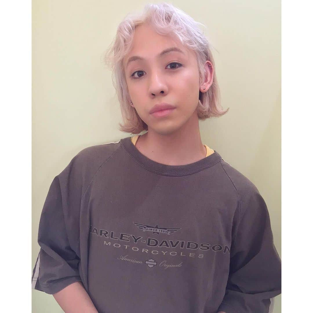 bettie'sclubさんのインスタグラム写真 - (bettie'sclubInstagram)「RYUCHEL❤︎ カットカラーメンテナンスに来てくれました✂︎いつもありがとうございます！ #bettiehair」5月30日 21時11分 - bettie_tokyo