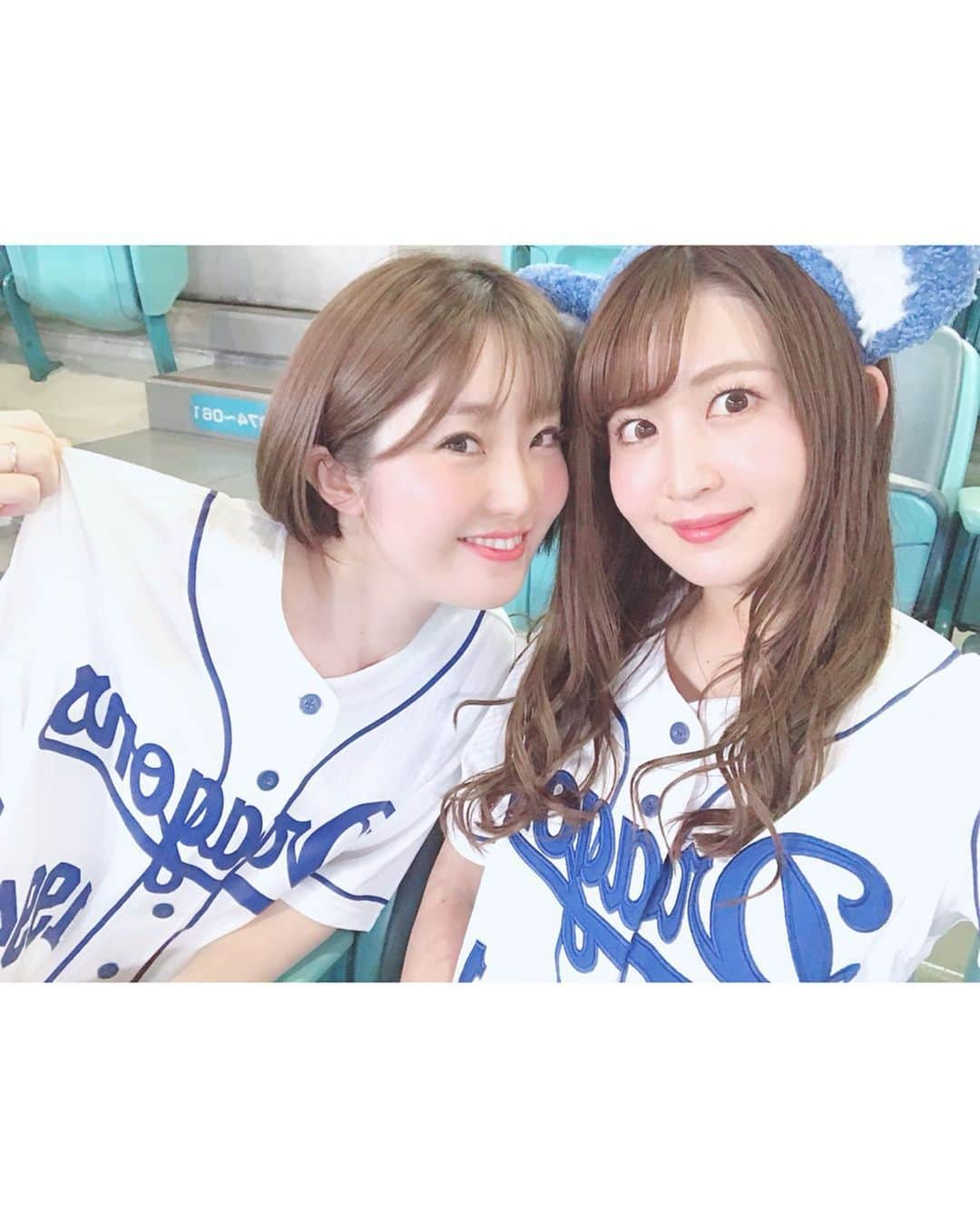 沢井里奈さんのインスタグラム写真 - (沢井里奈Instagram)「♡ . ベイスターズ戦⭐ @ ナゴヤドーム ⚾️💙✨ . 今日は悔しい結果でしたが、、 明日からの巨人戦は勝利を💪🏻💕💕 . . ゆりオンニと(@yuri85s )🌹🌸 . #dragons #nagoyadome #nagoya #baseball #instagood #instagramjapan #japanesegirl #girls #中日ドラゴンズ #中日 #ドラゴンズ #京田陽太 選手 #京田選手 #横浜戦 #ベイスターズ戦 #横浜ベイスターズ #ナゴヤドーム #ドアラ #野球 #野球観戦 #ガールズシリーズ #ドラゴンズ女子 #ユニフォーム #ユニフォーム女子 #さわー野球 #沢井里奈」5月30日 21時29分 - sawairina