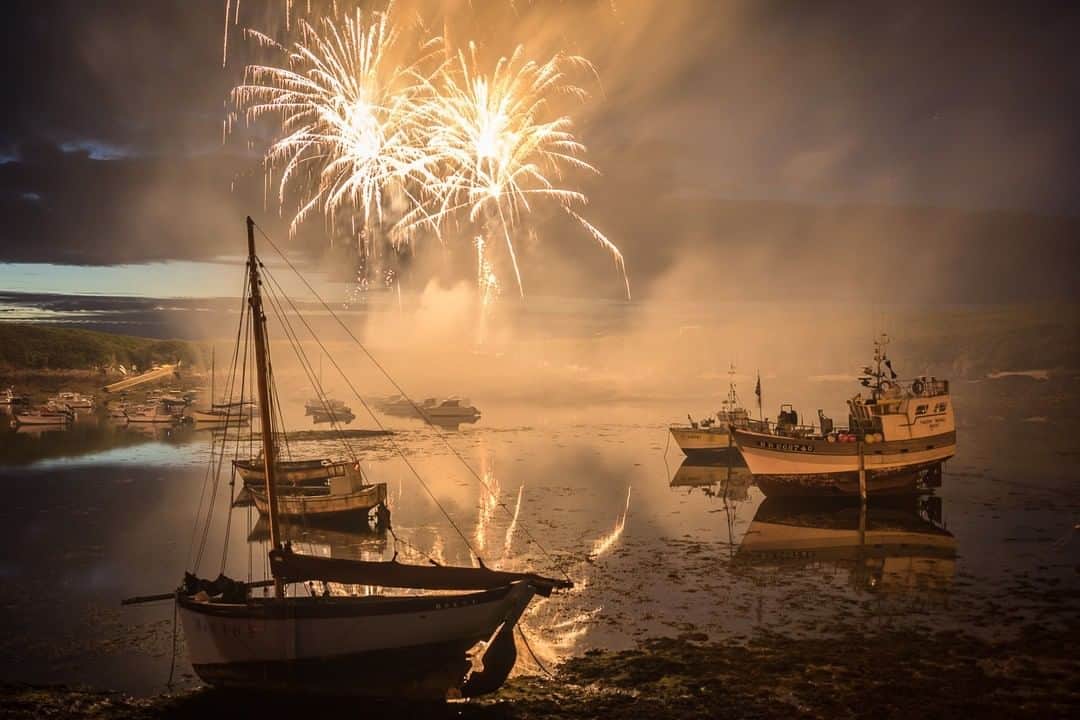 National Geographic Travelさんのインスタグラム写真 - (National Geographic TravelInstagram)「Photo by @hoffmanbrendan | Fireworks are launched over the harbor during a traditional fest-noz community celebration in Le Conquet, France. Le Conquet is located on the Atlantic coast, on the far western tip of the Breton peninsula. #france #brittany #bretagne #finistere」5月30日 21時52分 - natgeotravel
