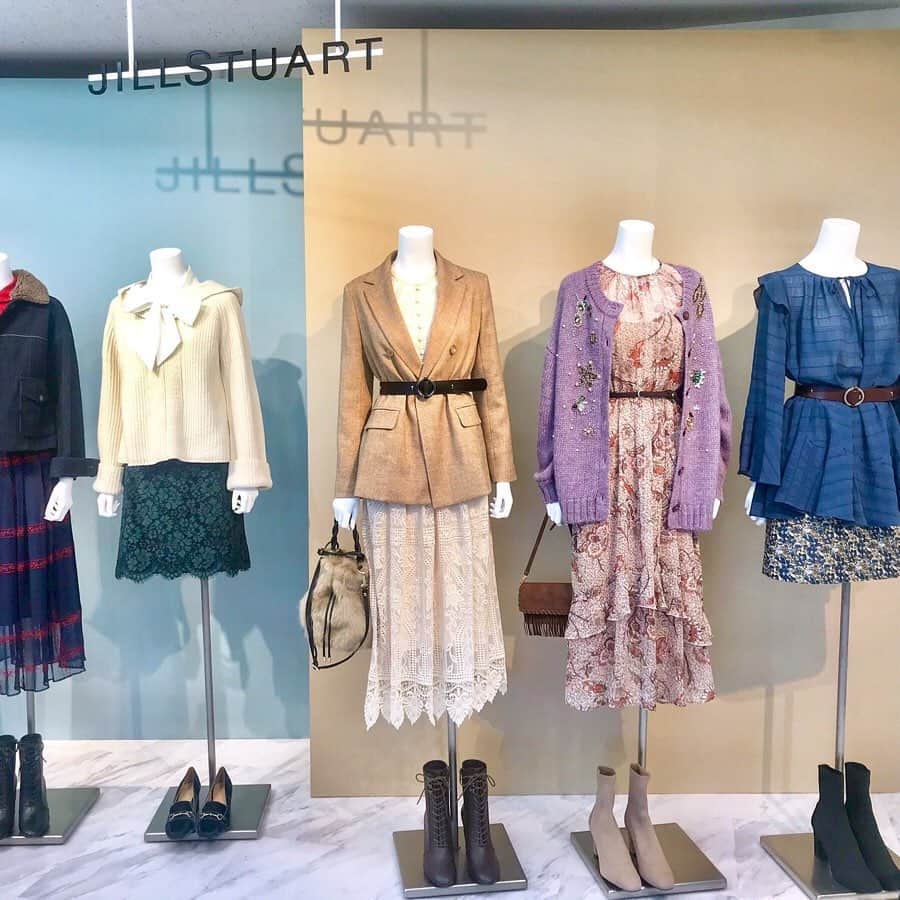 布川桃花さんのインスタグラム写真 - (布川桃花Instagram)「@jillstuart.jp  2019AW EXHIBITION🍁 #jillstuart」5月30日 21時53分 - momoka_fukawa