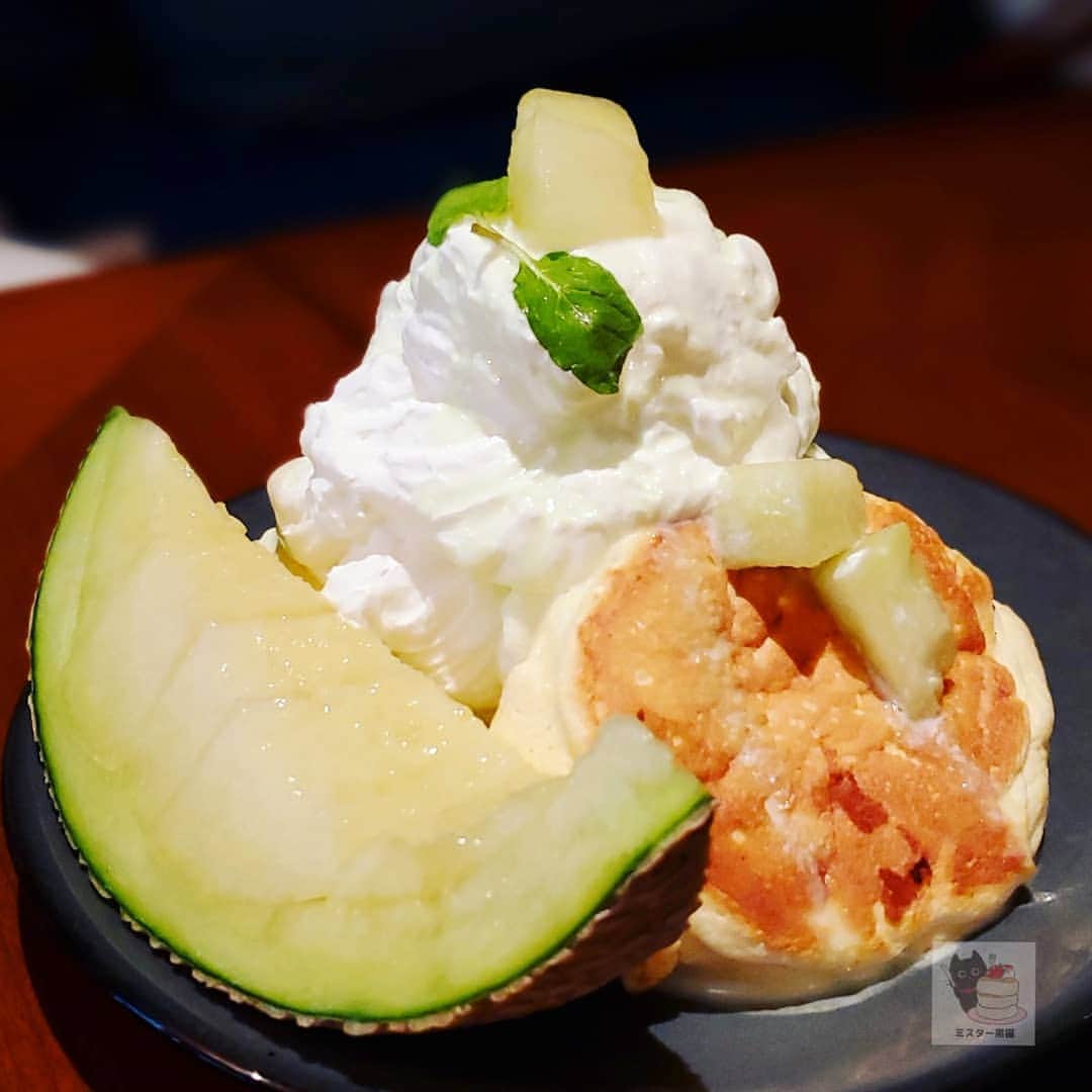 ミスター黒猫（黒猫仙人）のグルメインスタ