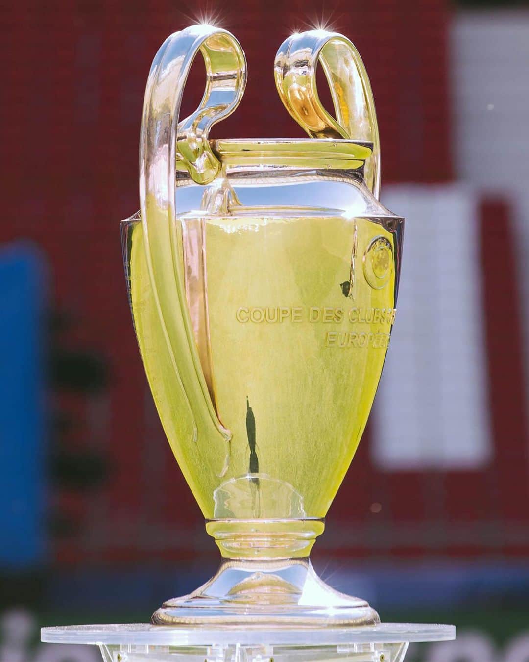 リヴァプールFCさんのインスタグラム写真 - (リヴァプールFCInstagram)「The prize we’re playing for on Saturday. 👊🔴 #UCL #ChampionsLeague #LFC #LiverpoolFC」5月30日 22時18分 - liverpoolfc