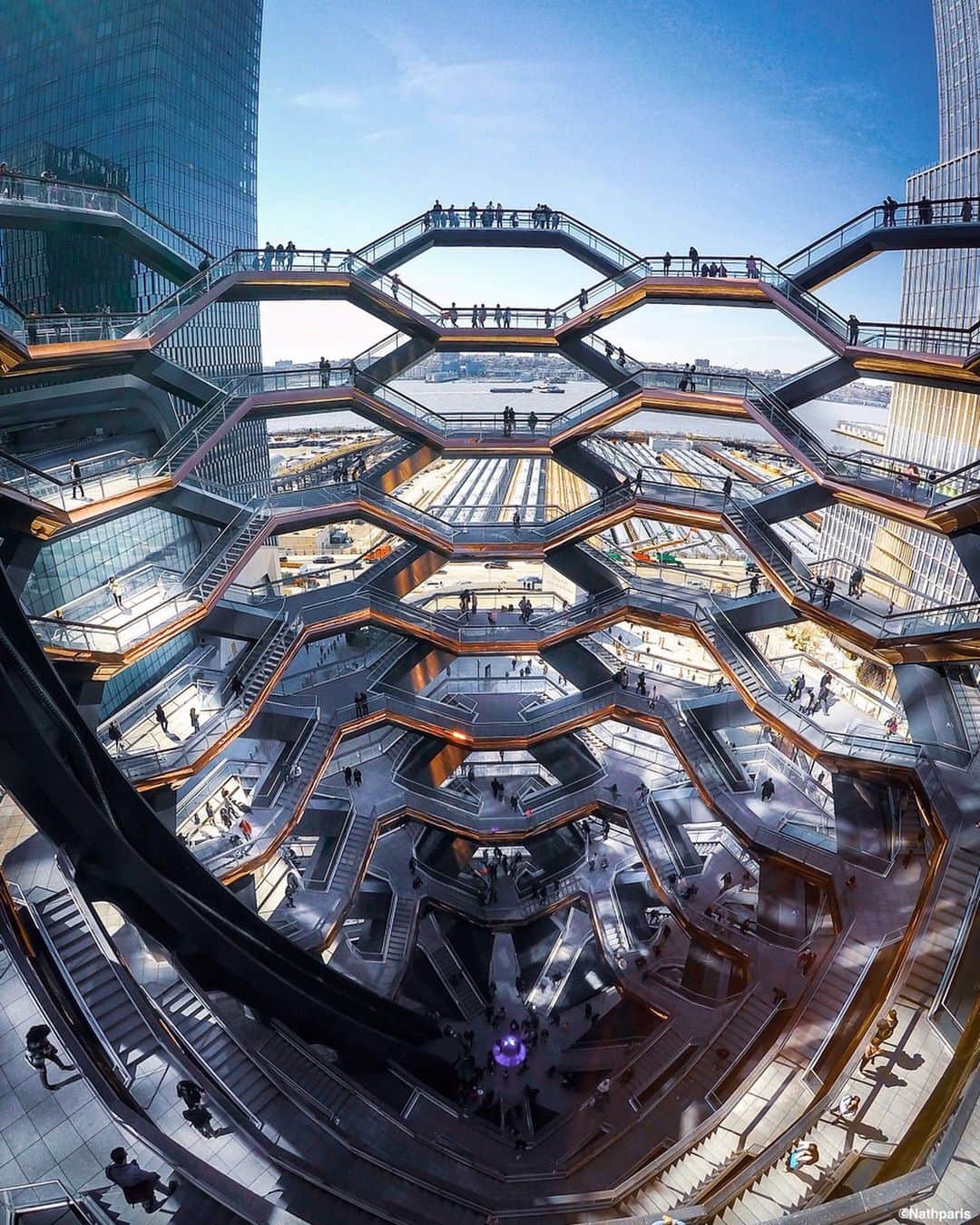 nathparisのインスタグラム：「🇺🇸1, 2 or 3? The Vessel, in the heart of the new Hudson Yards neighborhood in New York, is a building designed to be a walk to the sky.  A meeting place to see the city from different perspectives, angles and viewpoints. Look forward to seeing New York again! . . 🇫🇷1, 2 ou 3 ? Le Vessel, au cœur du nouveau quartier Hudson Yards à New York, est un édifice conçu pour être une promenade vers le ciel. Un lieu de rencontre permettant de voir la ville sous différentes perspectives, angles et points de vue. Hâte de revoir New York !」