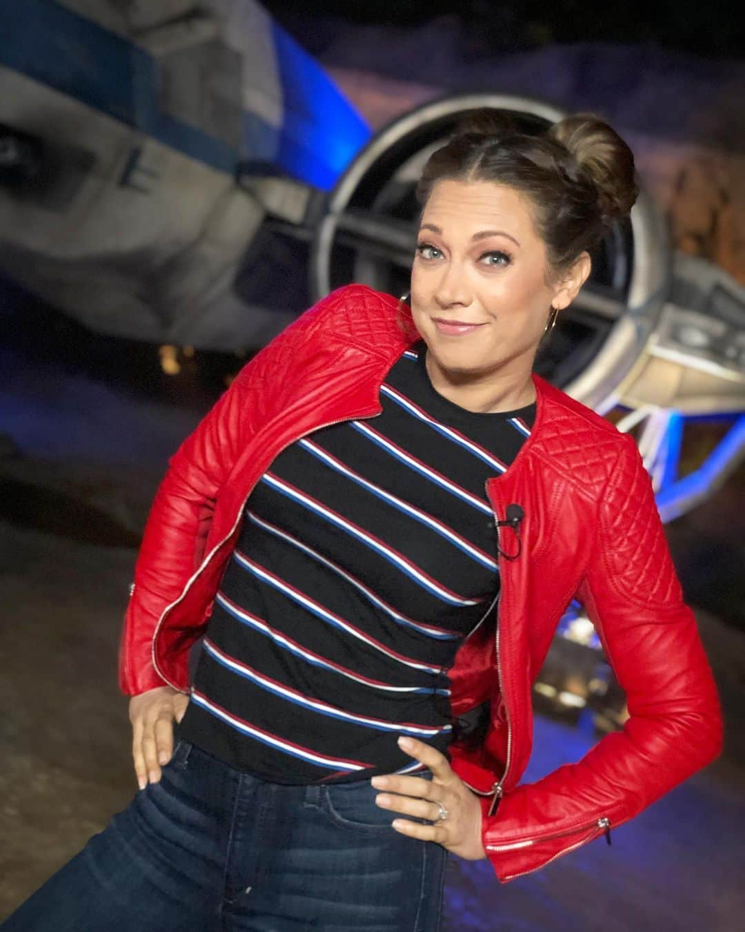 Good Morning Americaさんのインスタグラム写真 - (Good Morning AmericaInstagram)「No Jedi mind tricks here! The Force is strong with @ginger_zee here at @StarWars: #GalaxysEdge! LINK IN BIO FOR MORE!」5月30日 22時54分 - goodmorningamerica