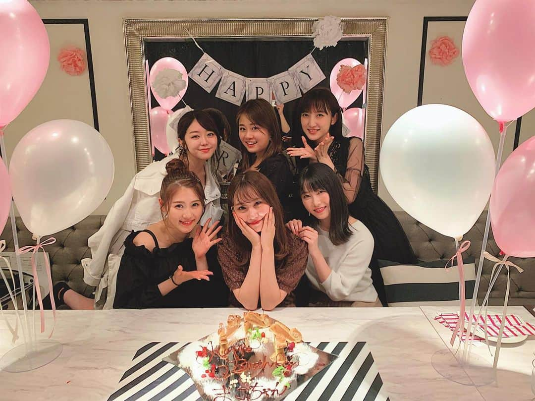 西野未姫さんのインスタグラム写真 - (西野未姫Instagram)「まこ❤️ 22歳！お誕生日おめでとう🎉 一緒にお祝いできて嬉しい💓 可愛くて女の子らしくて憧れる存在です✨ まこのお洋服楽しみ〜😍 素敵な1年になりますように😌⭐️」5月30日 22時55分 - nishinomiki_official