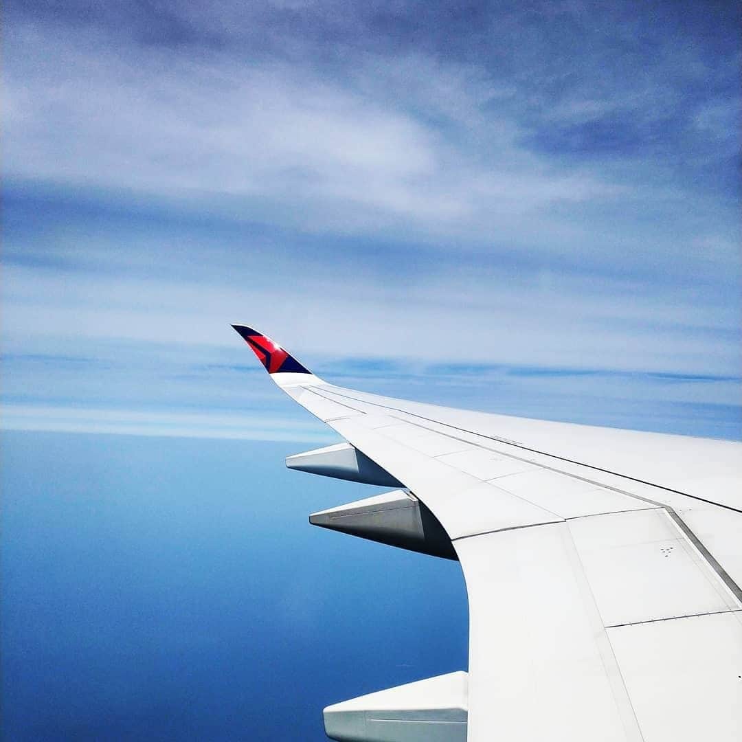 デルタ航空さんのインスタグラム写真 - (デルタ航空Instagram)「With great window seat views come great Delta flights. ⠀⠀⠀⠀⠀⠀⠀⠀⠀ Photo: @zhiheng61guo」5月30日 23時00分 - delta