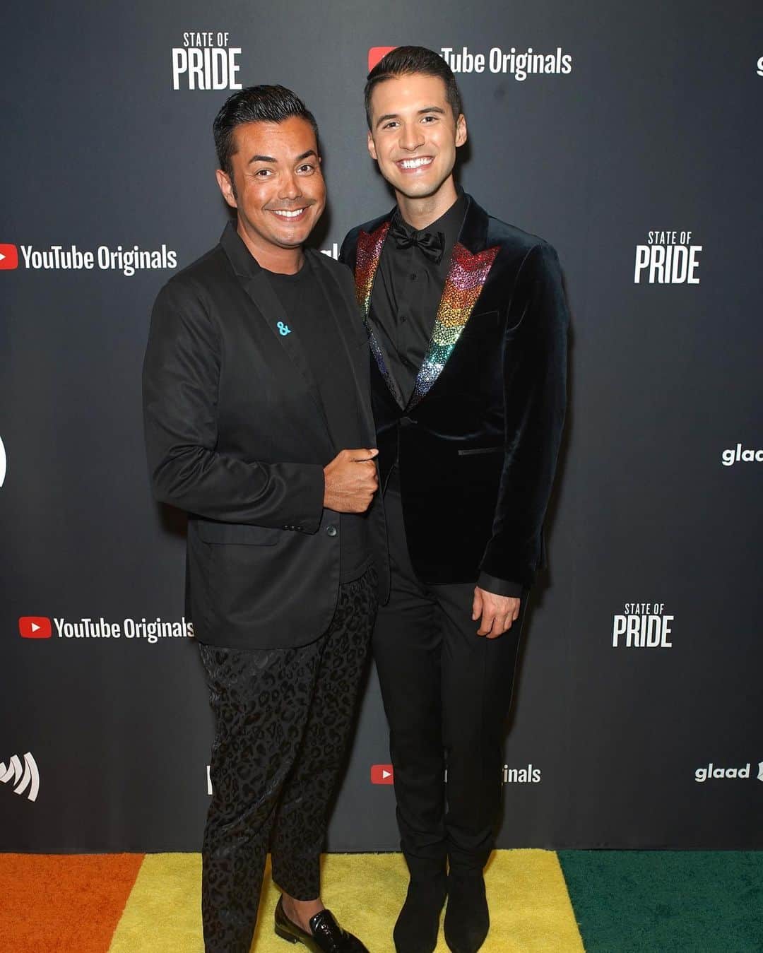 アンソニー・ラモスのインスタグラム：「It was a wonderful night at @raymondbraun ‘s #StateOfPride premiere ! A pleasure to moderate the Q&A 🌈 DISCLAIMER: please excuse my #TanMom complexion as I may have overdone the sun on vacation earlier this week🌞」