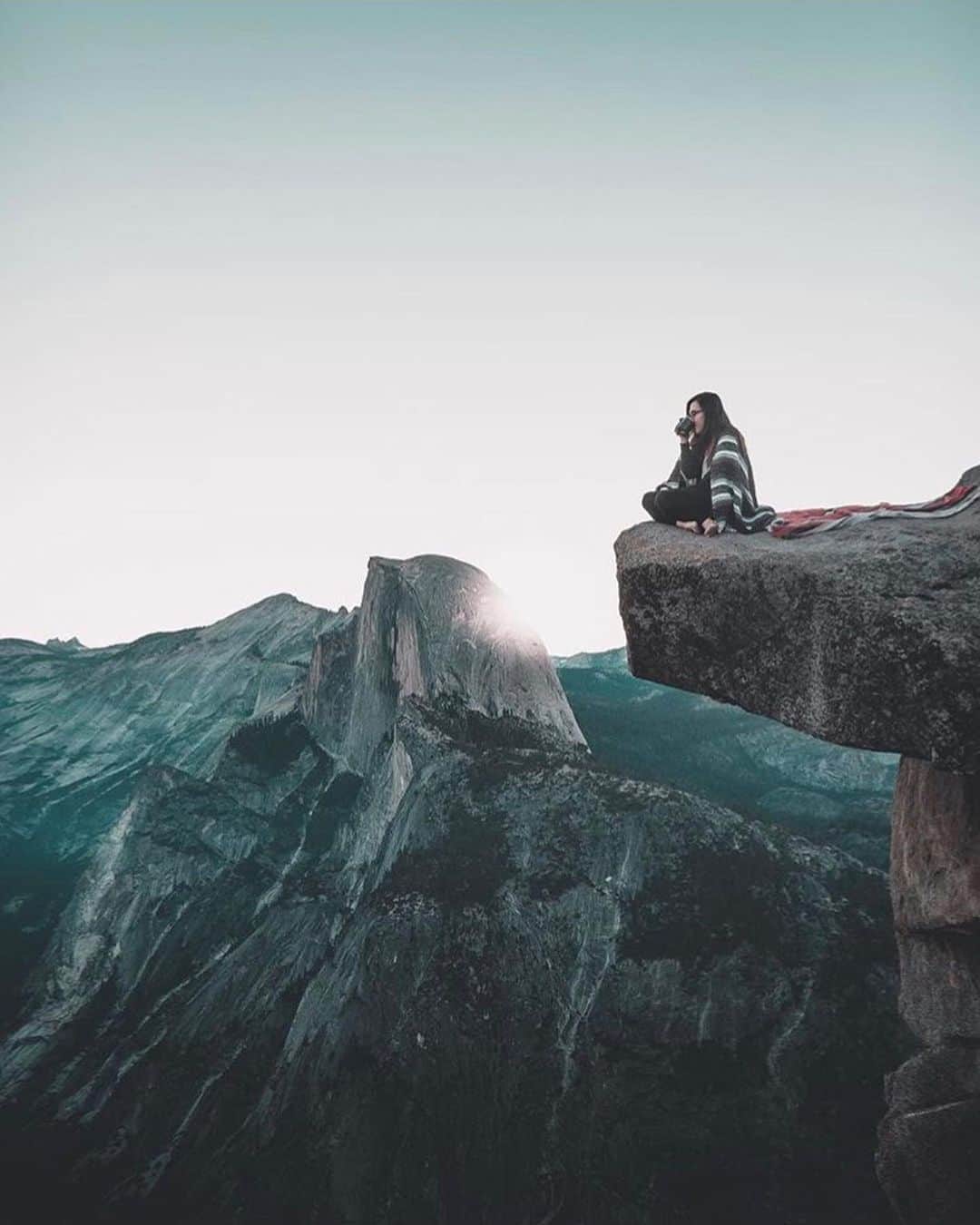 FOLKさんのインスタグラム写真 - (FOLKInstagram)「Is it just me or does today feel like a Friday? Am I the only one dreaming of weekend adventures? Exploring the wilderness, smalltowns, and discovering lands unknown? Today’s favorites are: 1) @giuliogroebert 2) @evakosmasflores 3) @allanpuls 4) @thesamgraves 5) @jordanherschel 6) @jessolm」5月30日 23時12分 - folkmagazine