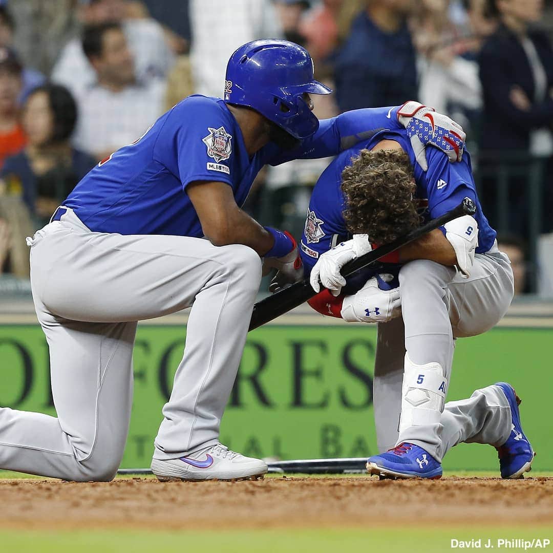 ABC Newsさんのインスタグラム写真 - (ABC NewsInstagram)「A child was struck by a line drive at the Chicago Cubs vs. Houston Astros game at Minute Maid Park on Wednesday night, bringing the Cubs player who hit the foul ball to tears. #baseball #astros #cubs #mlb」5月30日 23時26分 - abcnews
