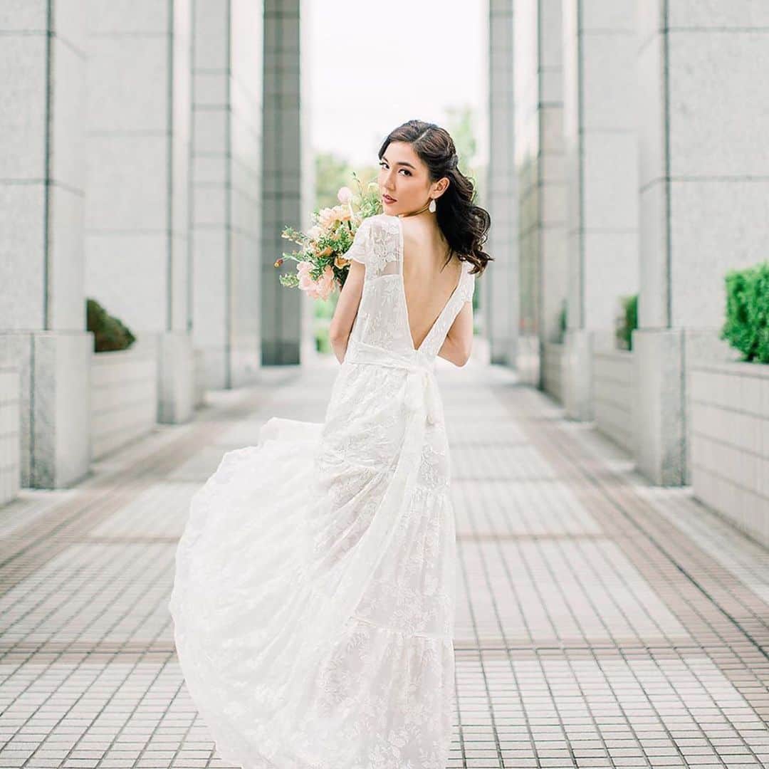 カイトアンドバタフライさんのインスタグラム写真 - (カイトアンドバタフライInstagram)「💕KITE AND BUTTERFLY💕#japan #brides #madeincalifornia🇺🇸 #theboheimanbride @beacondress @lucystruve #lilydress」5月30日 23時31分 - kiteandbutterfly