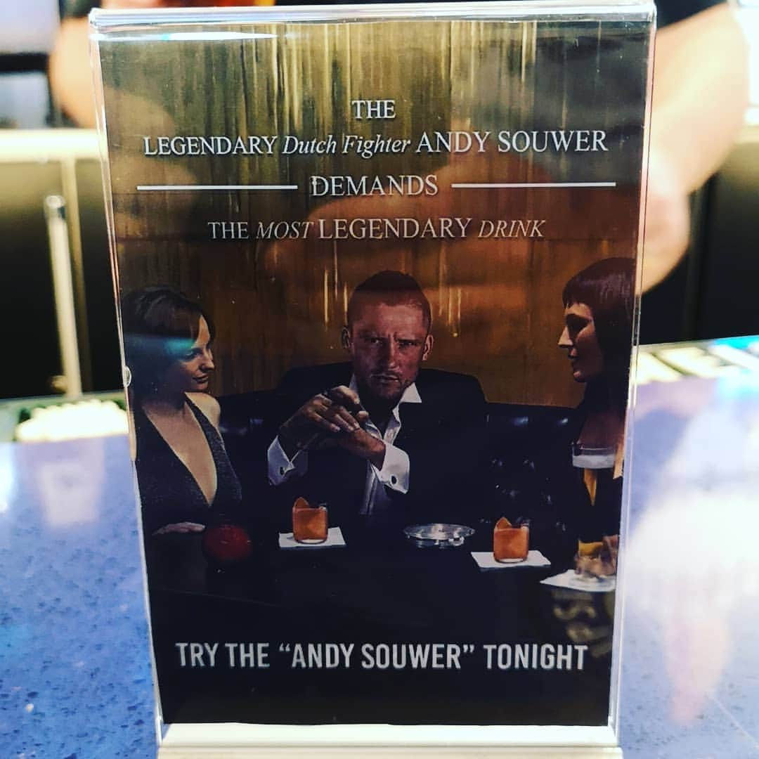 アンディ・サワーさんのインスタグラム写真 - (アンディ・サワーInstagram)「So I hear @thenotoriousmma has his own liquor company.... The great city of Denver has made a Andy Souwer drink!  #whodafookispropertwelve #souwerpower #Denver #holland #gamehall #friends」5月31日 10時27分 - andy8souwer2official
