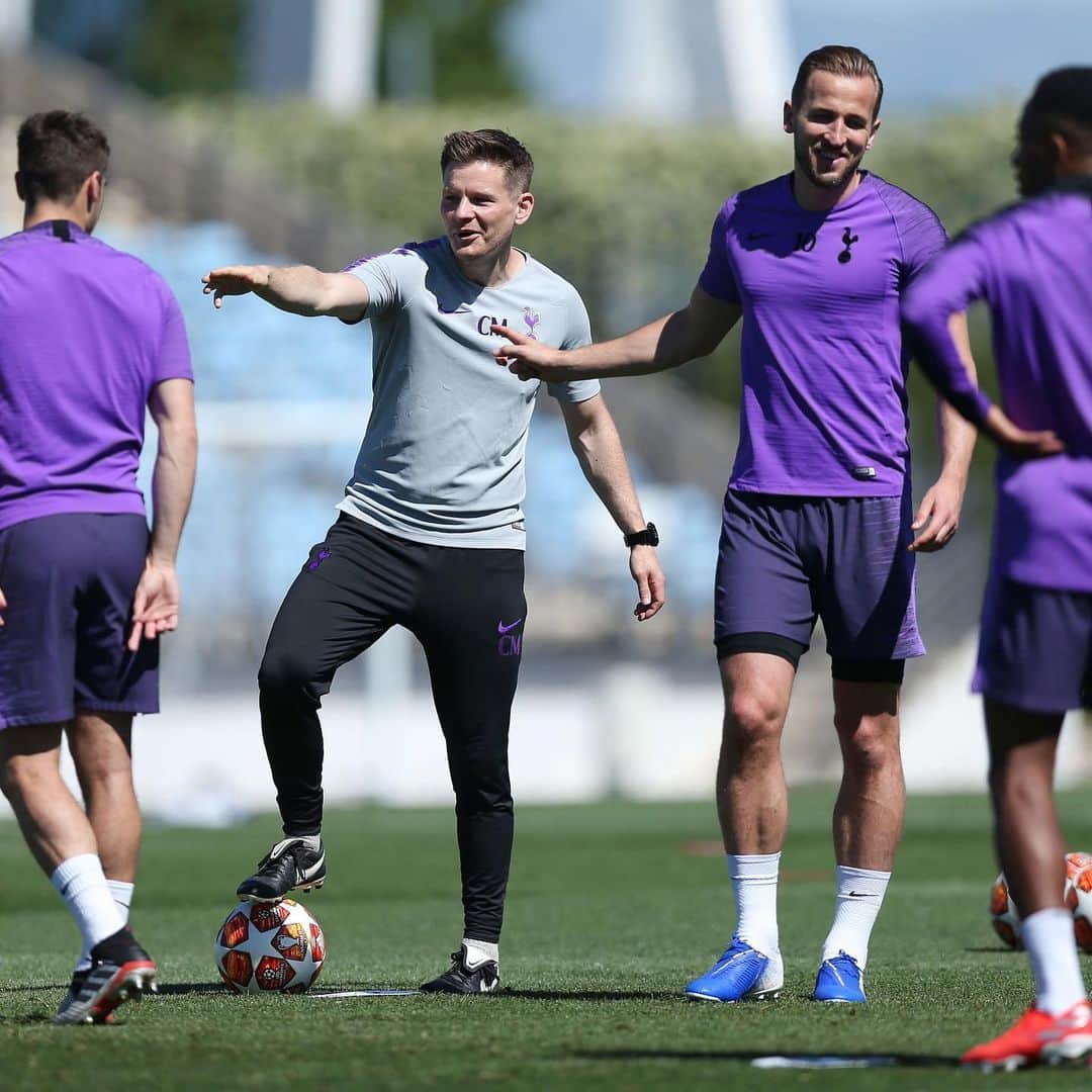 ハリー・ケインのインスタグラム：「Not long now... #UCLfinal #COYS」
