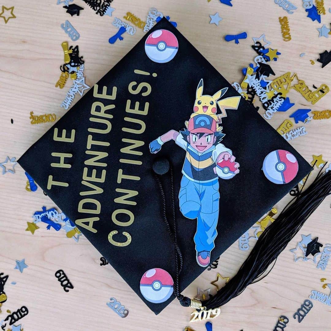 Pokémonさんのインスタグラム写真 - (PokémonInstagram)「It’s an exciting time as many Trainers level up and evolve into graduates! 🎉  Will you be adding Pokémon flair to your graduation cap? Show off your celebratory creations using #PokemonGraduation! 🎓」5月31日 2時15分 - pokemon